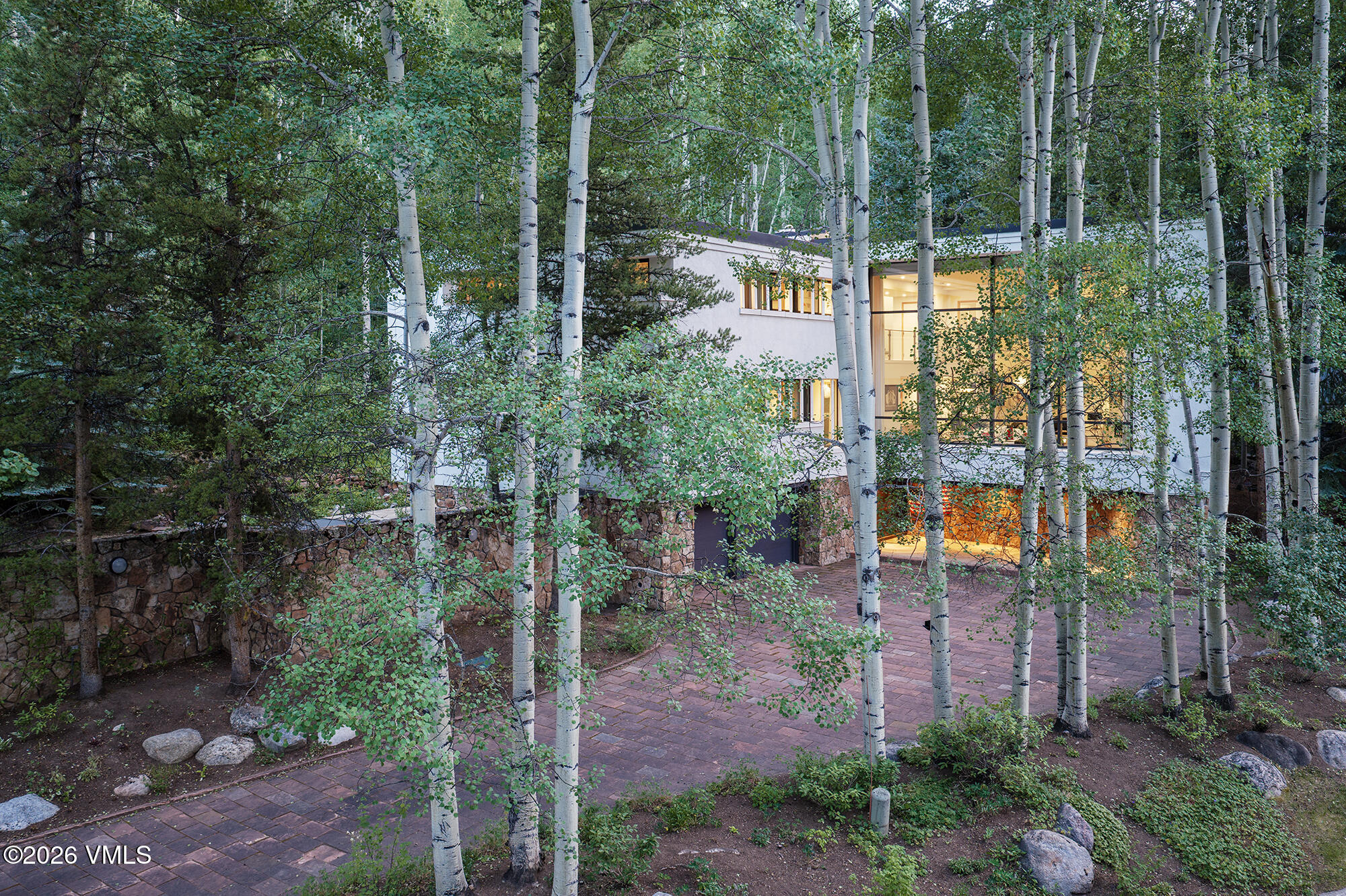 2038 Sunburst Drive