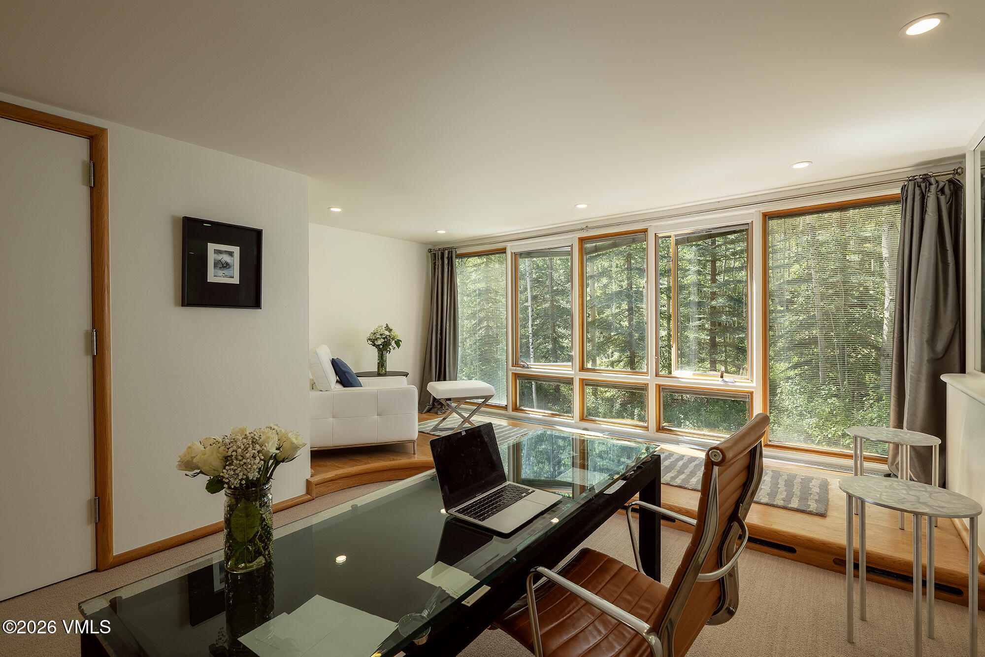 2038 Sunburst Drive
