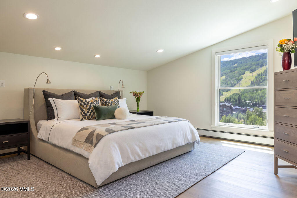 950 Red Sandstone Road 12