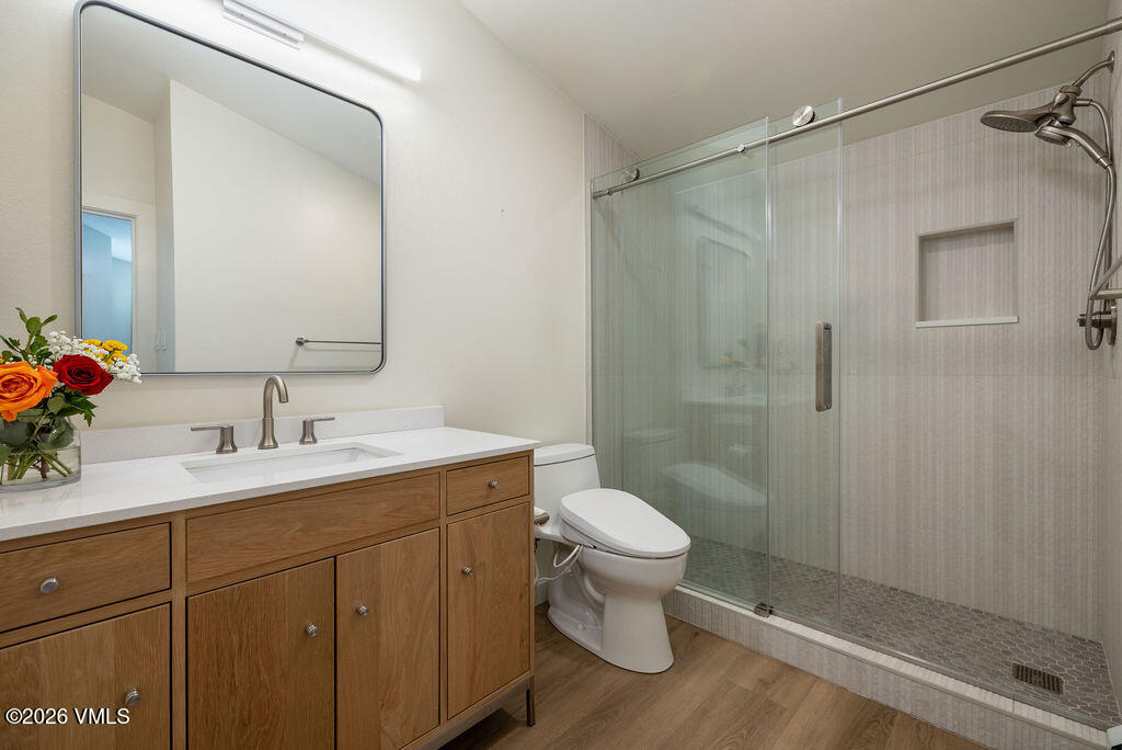 950 Red Sandstone Road 12