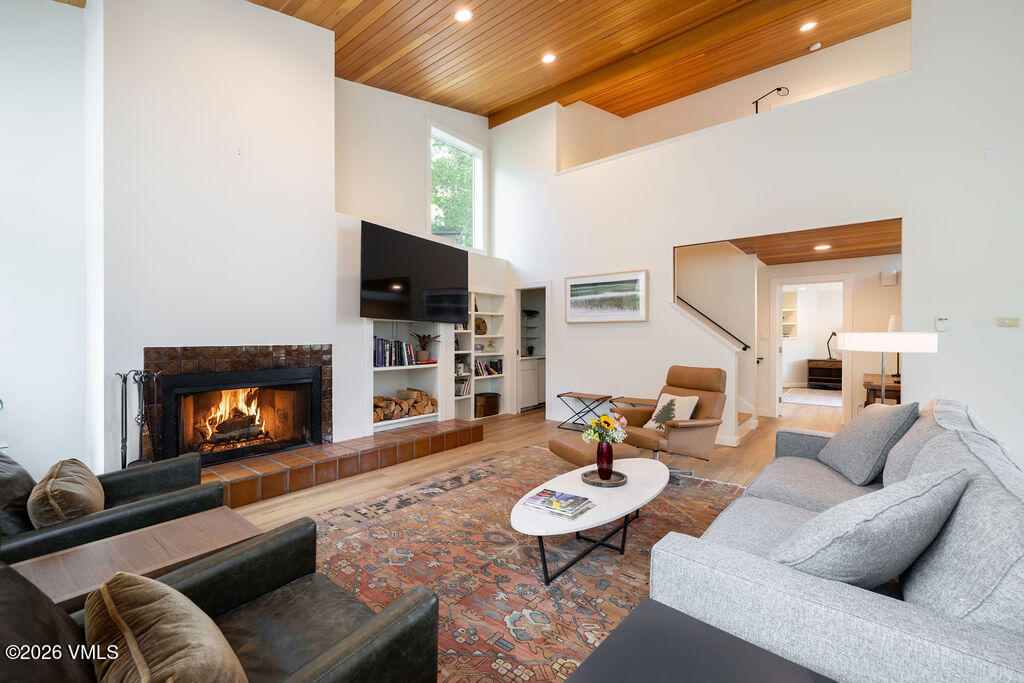 950 Red Sandstone Road 12
