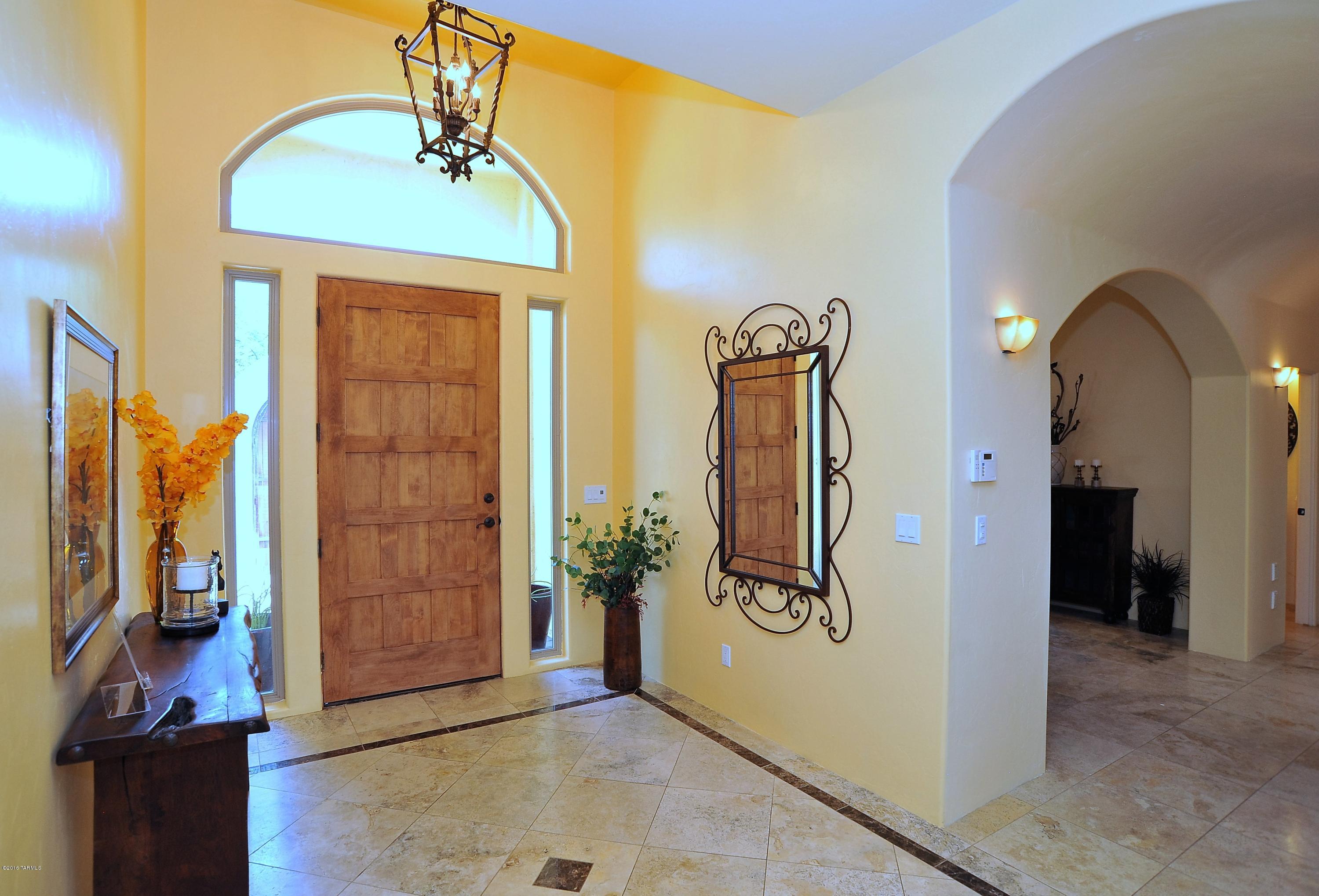 3766 E Calle Barcelona