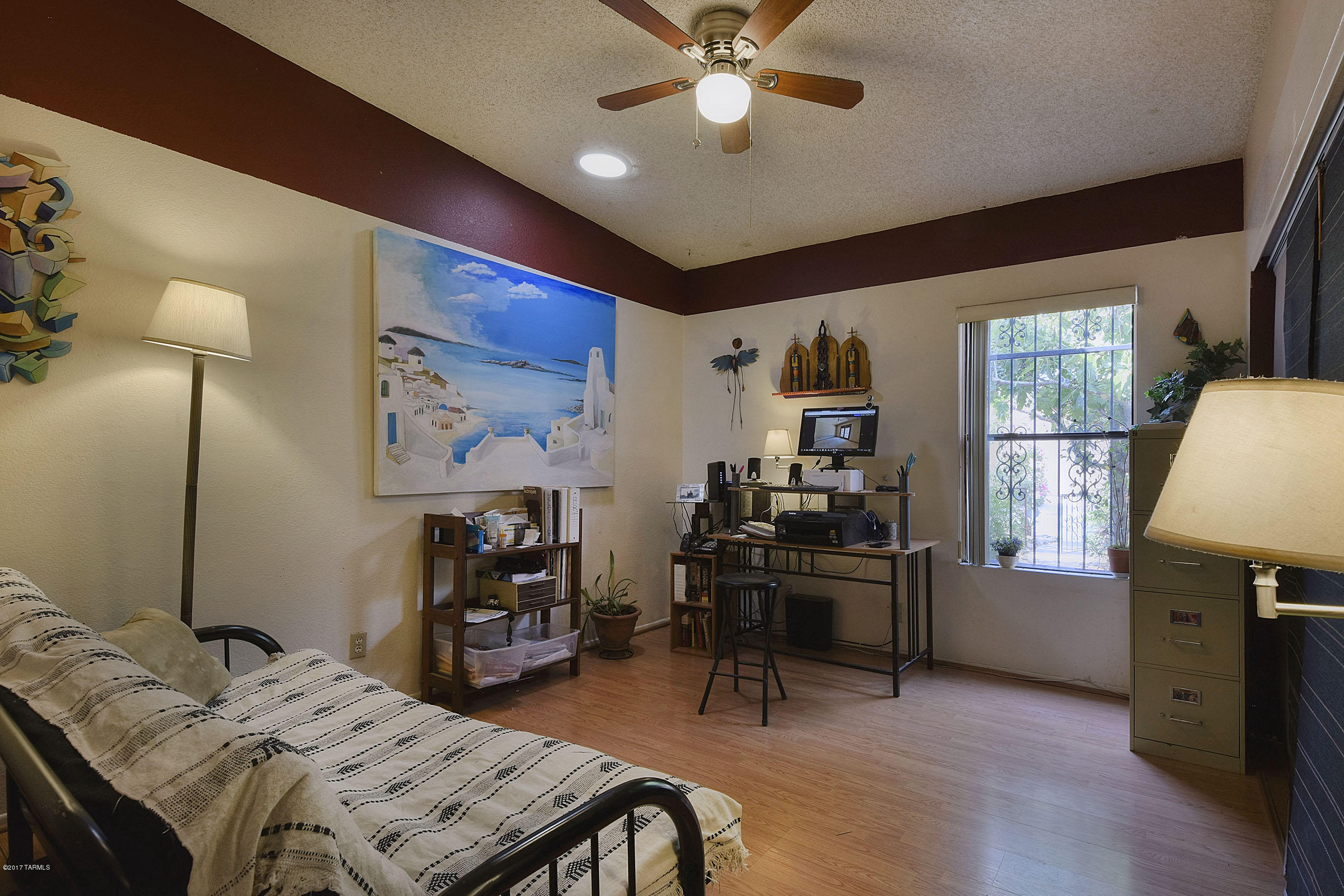643 W Sunlight Lane