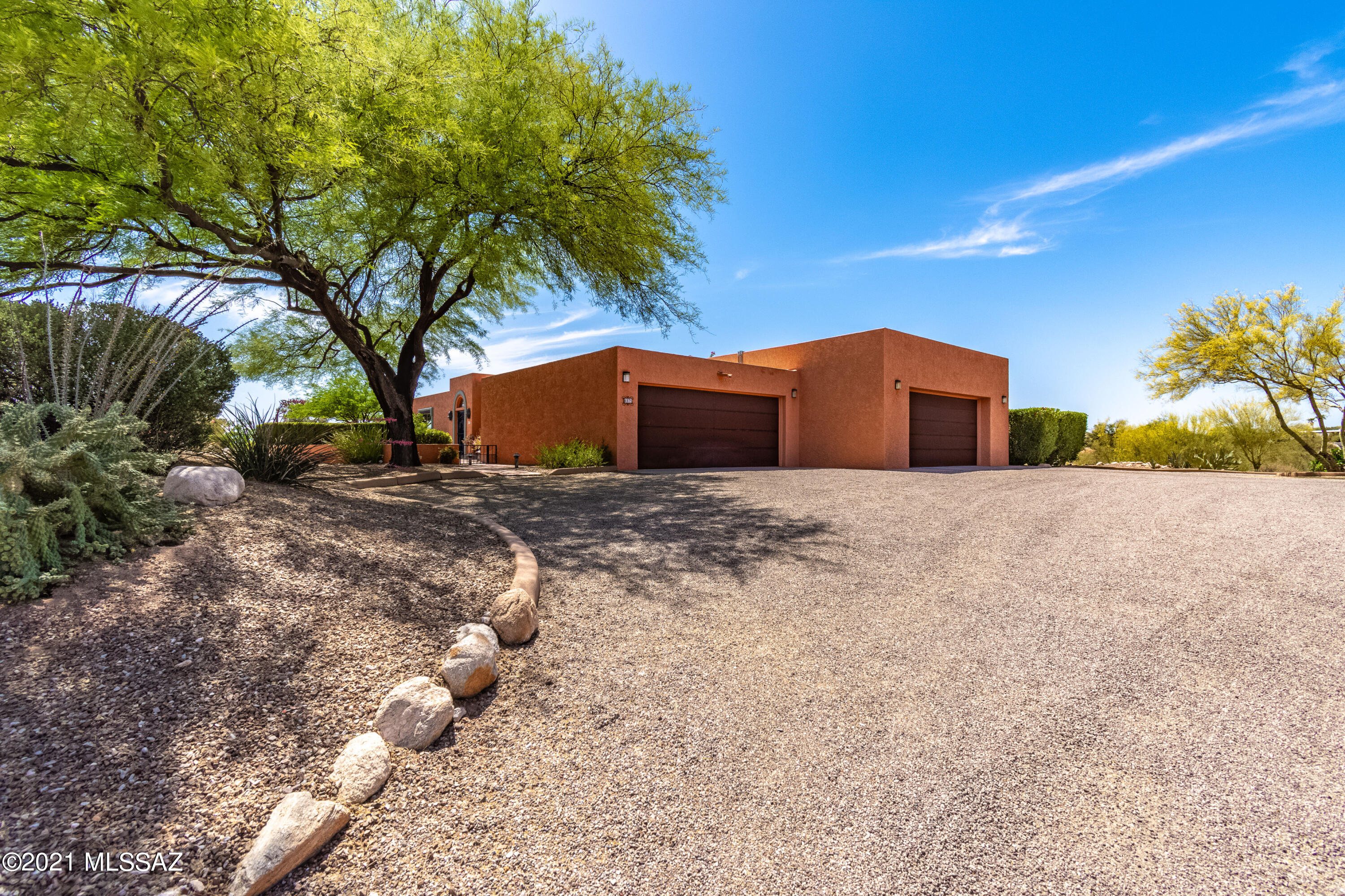 4971 E Avenida Del Cazador