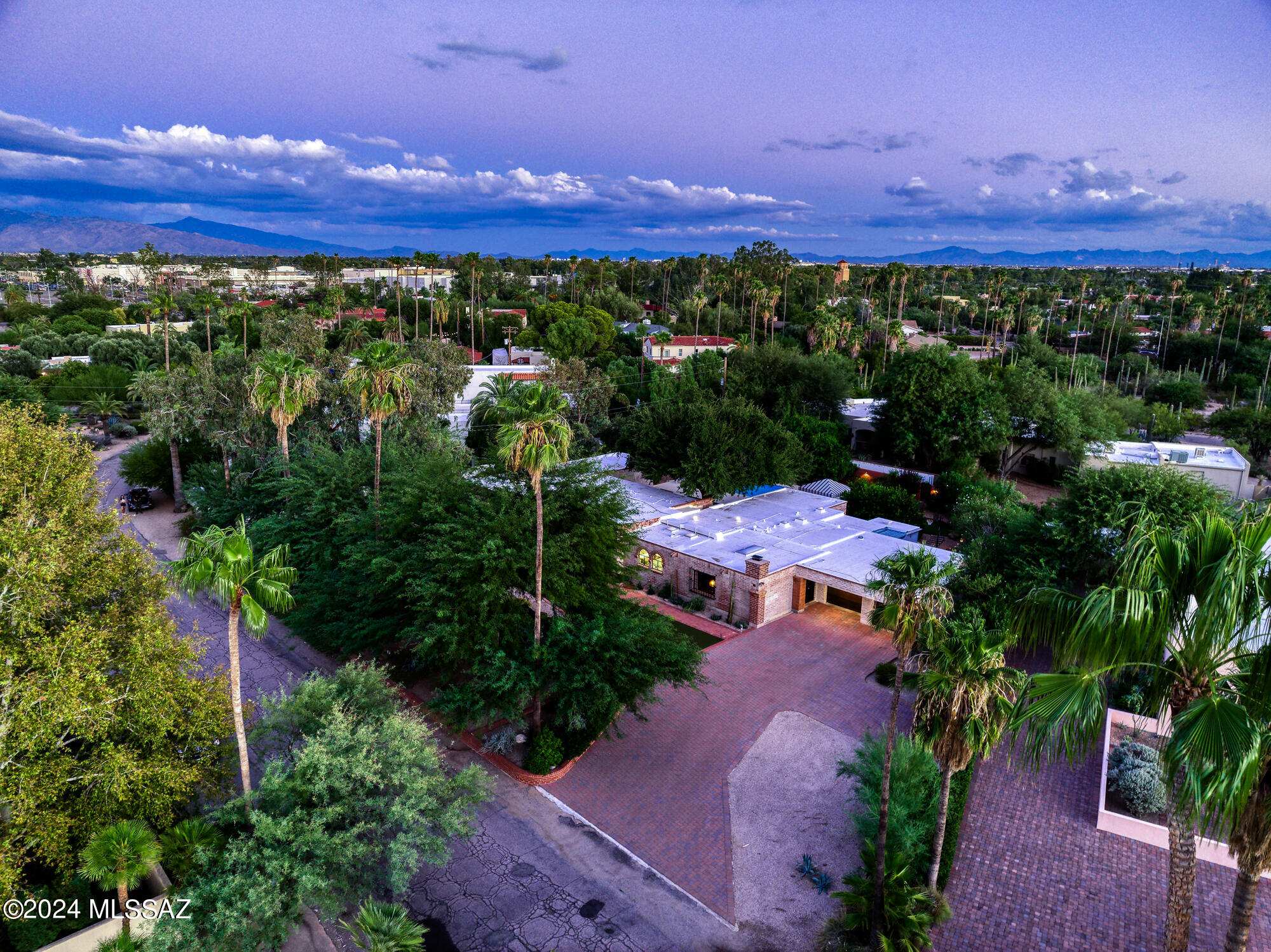 20 E Calle De Felicidad