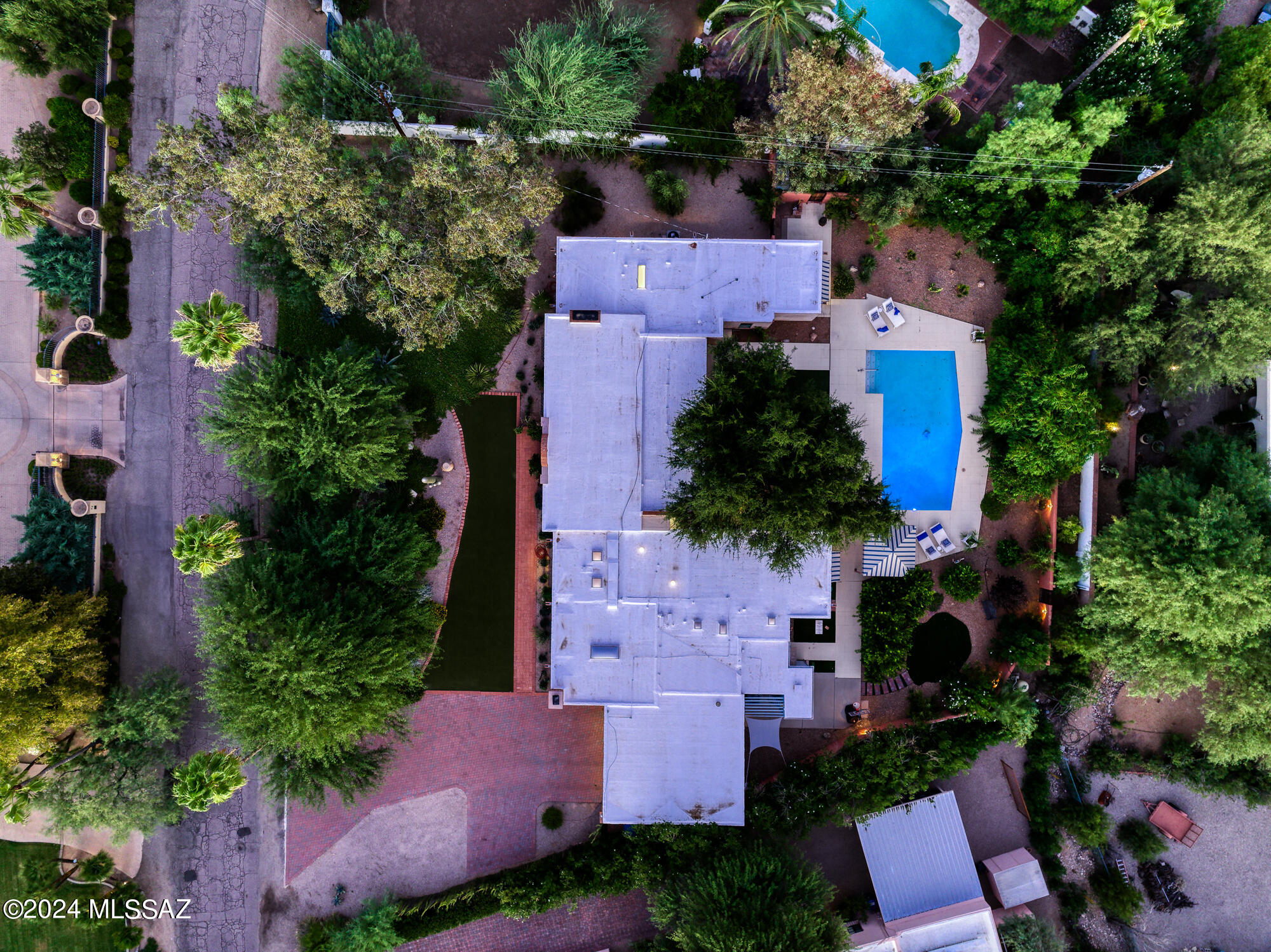 20 E Calle De Felicidad