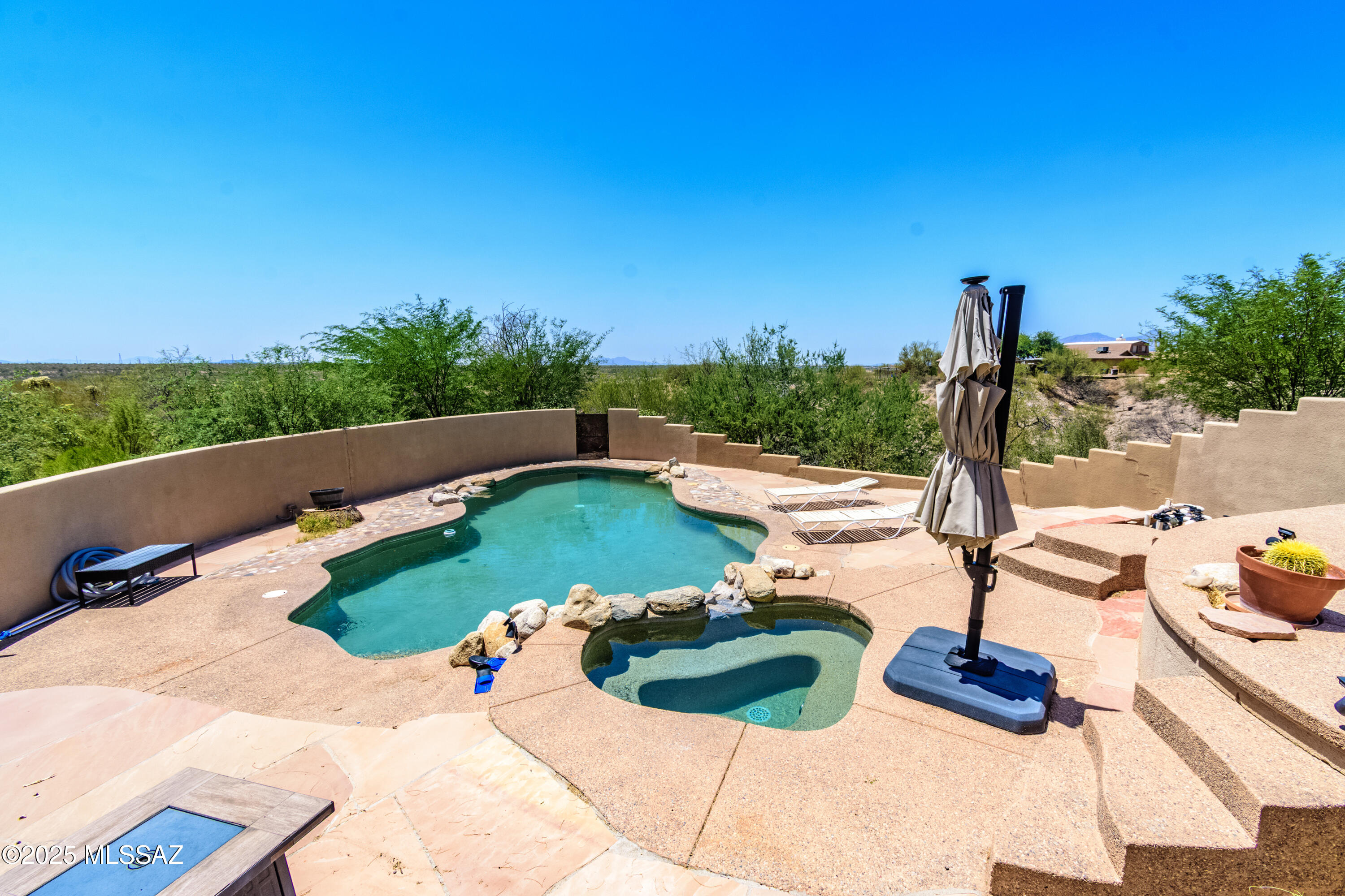 7370 S Cactus Thorn Lane