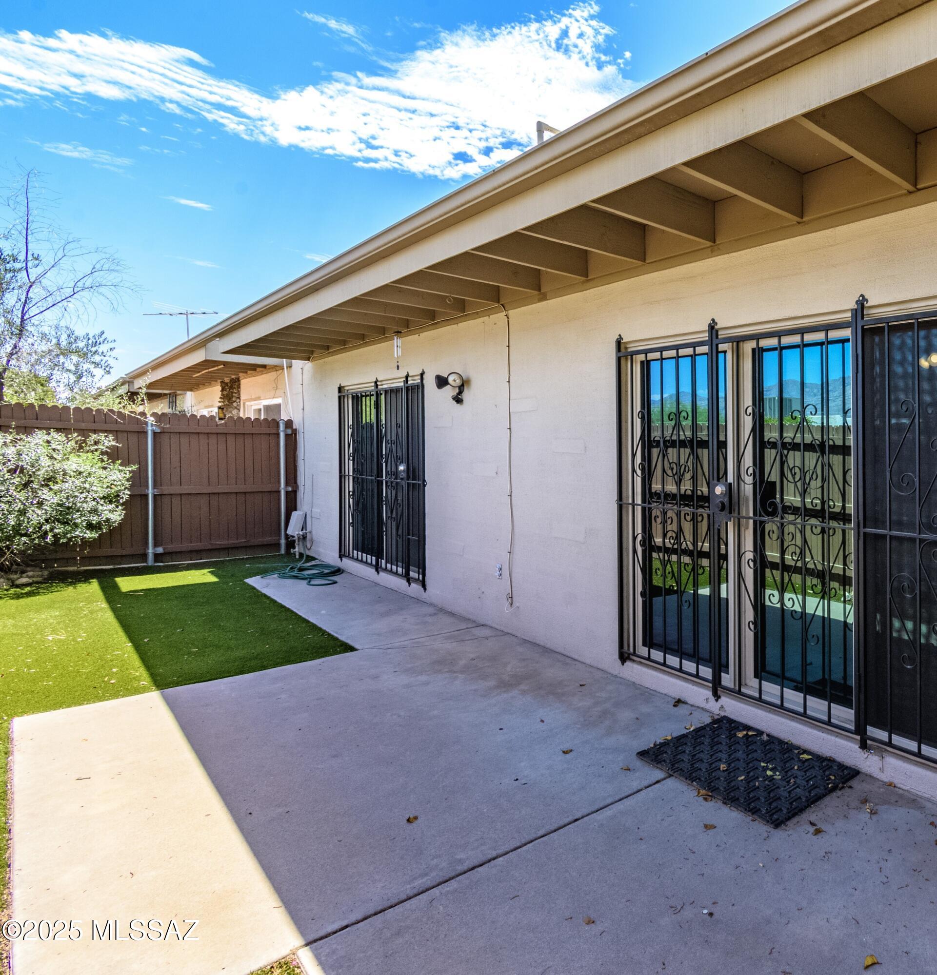 2525 E Prince Road Unit: 58