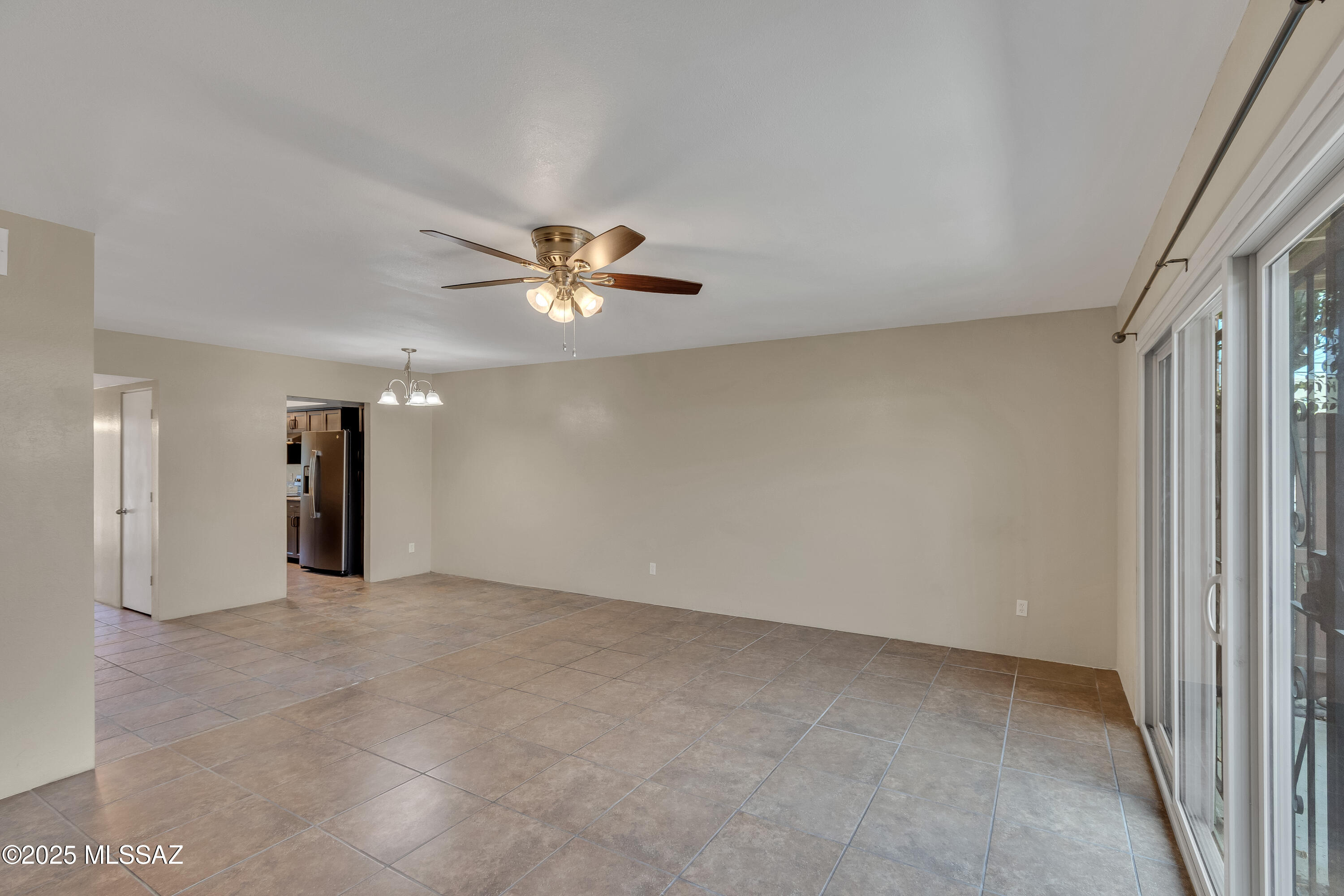 2525 E Prince Road Unit: 58