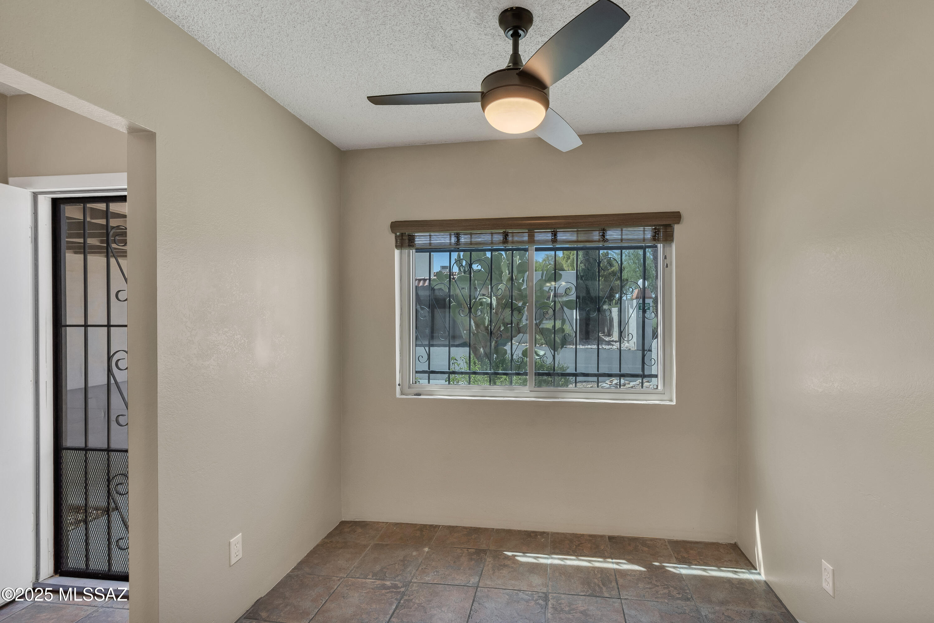 2525 E Prince Road Unit: 58