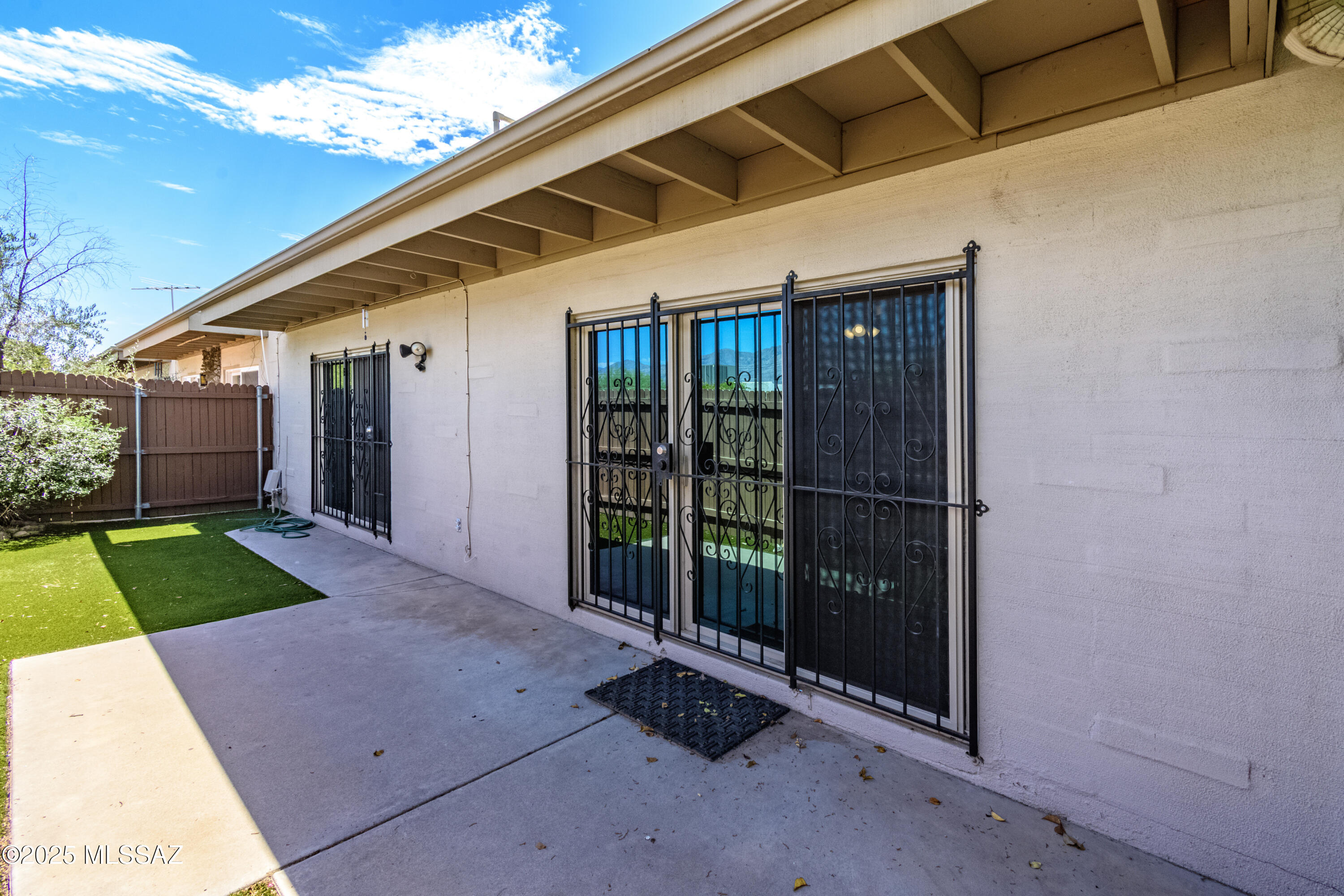 2525 E Prince Road Unit: 58