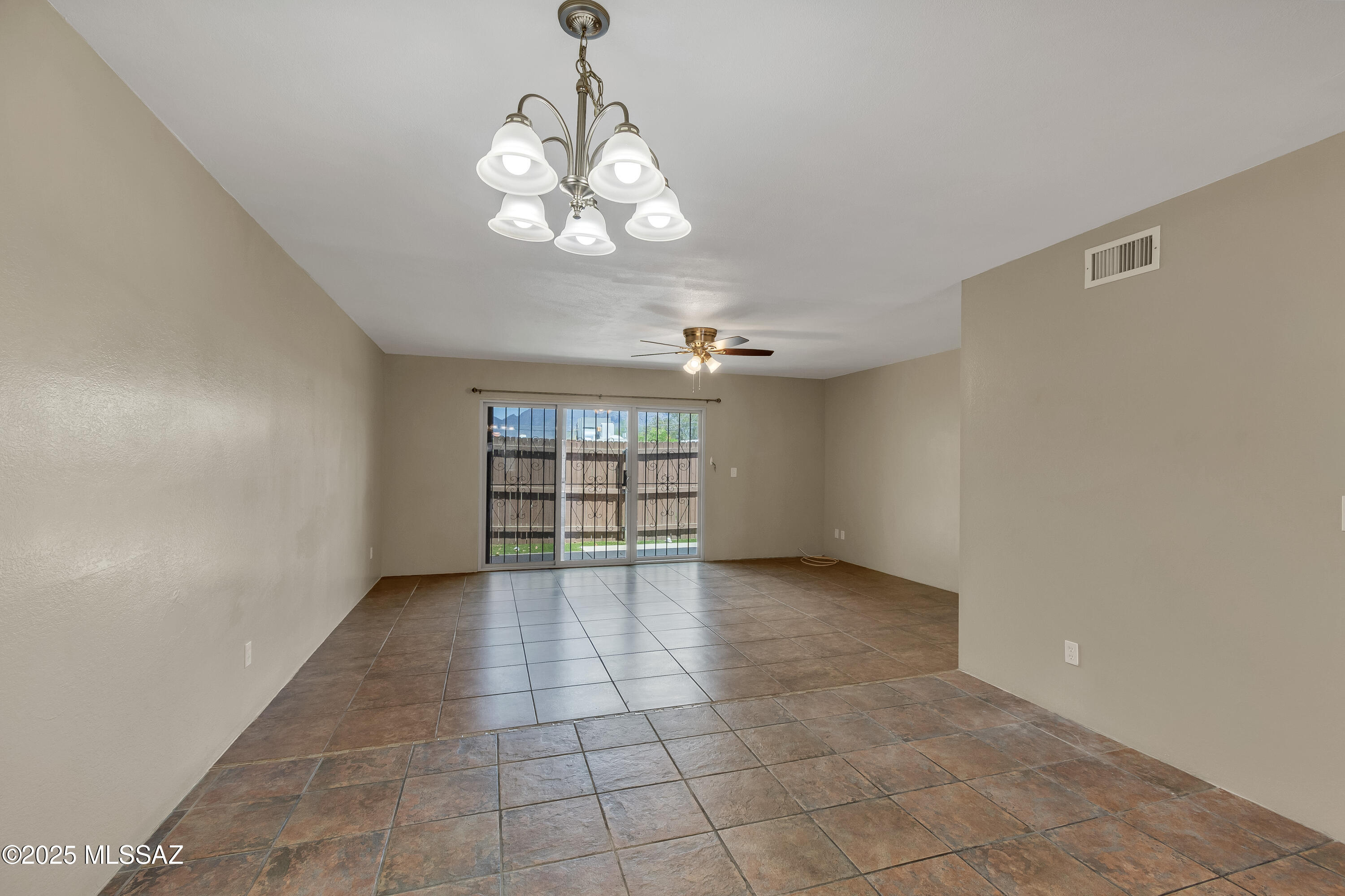 2525 E Prince Road Unit: 58