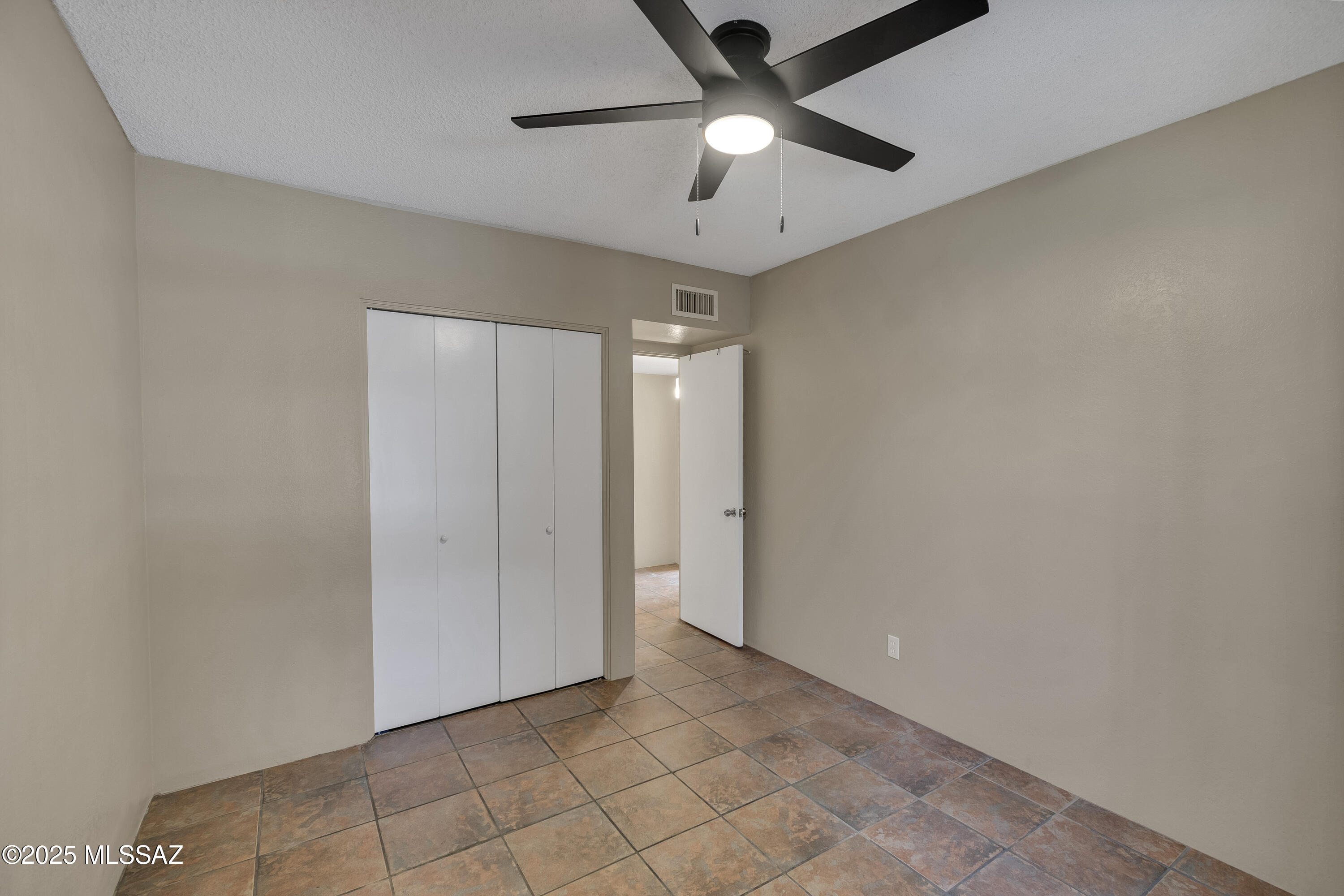 2525 E Prince Road Unit: 58