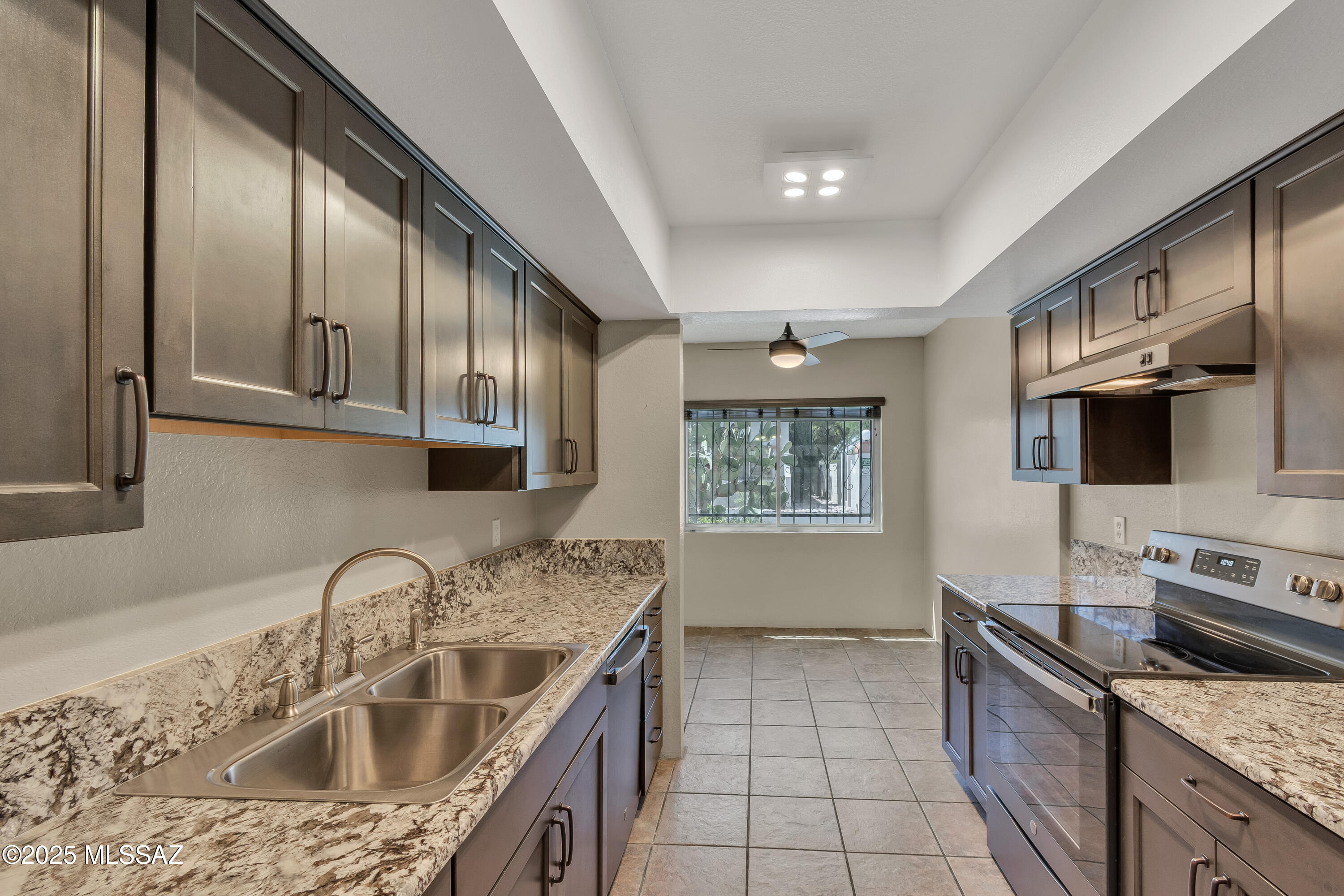 2525 E Prince Road Unit: 58