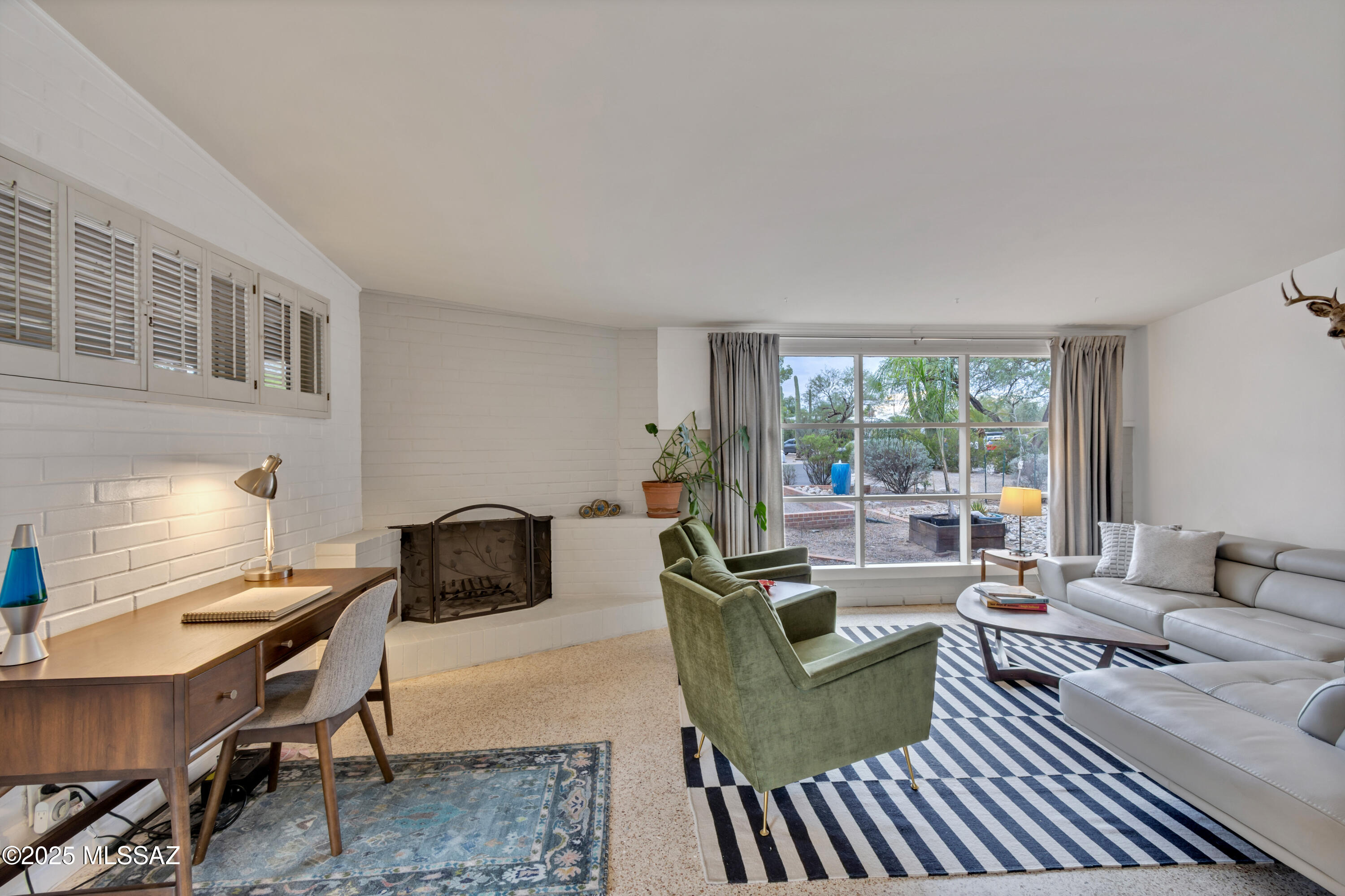 6945 E Arrowhead Place