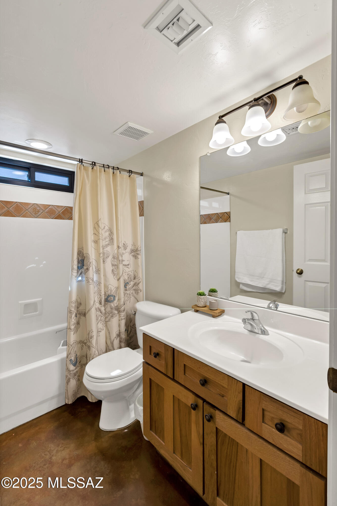 3162 N Placita Agua Caliente