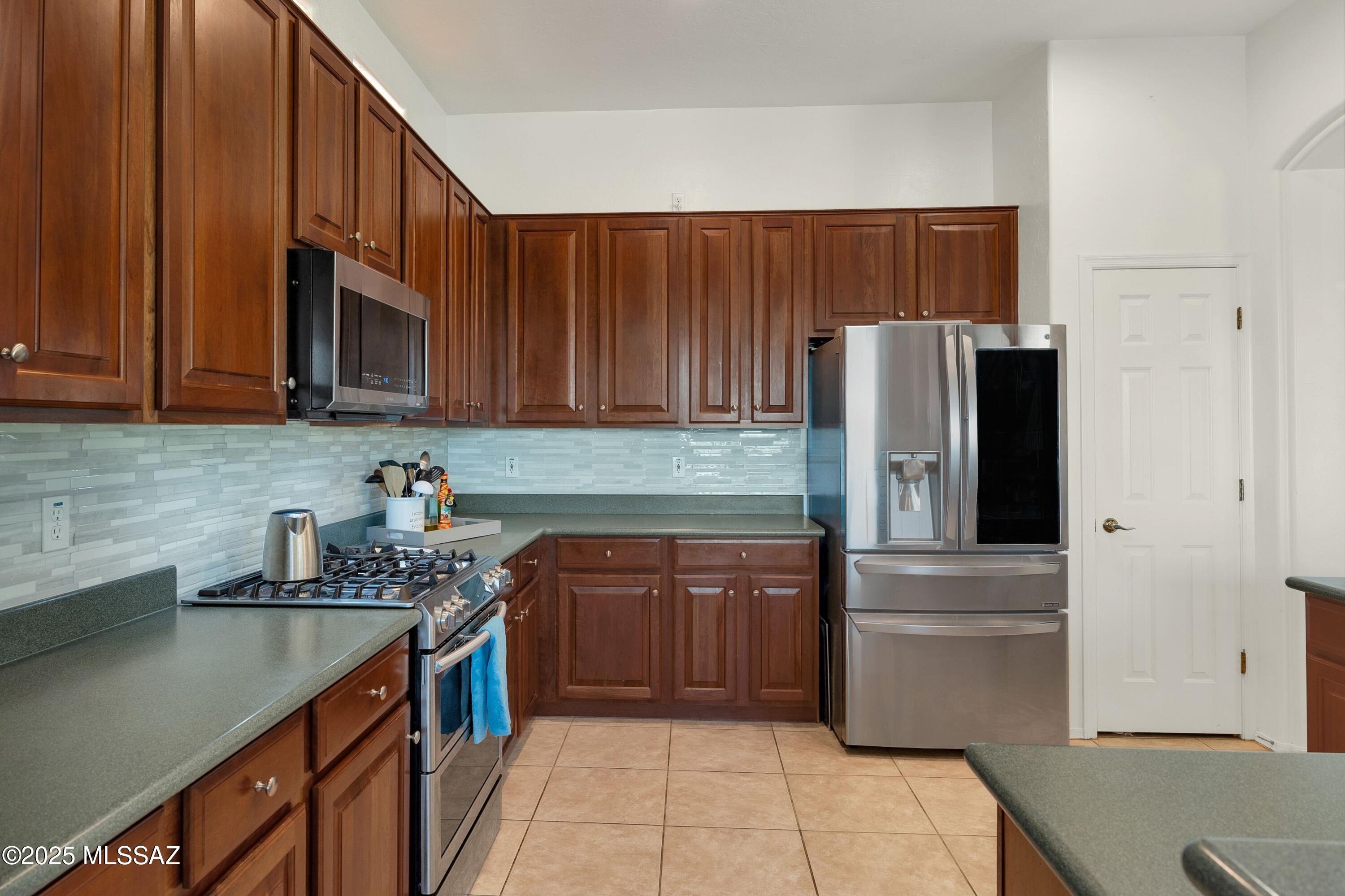 1798 S Sunlit Sand Place