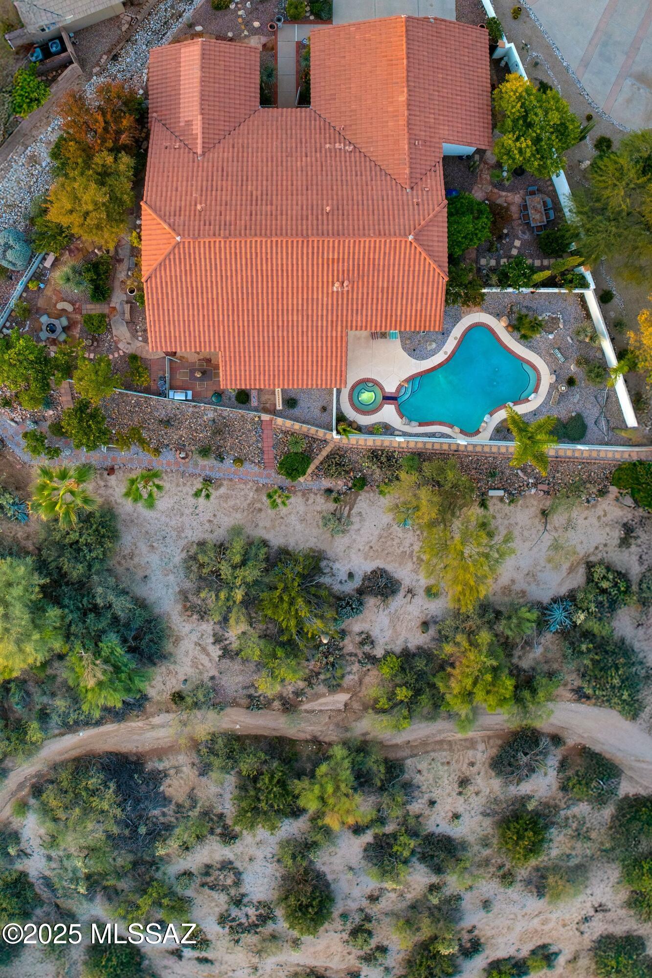 1798 S Sunlit Sand Place