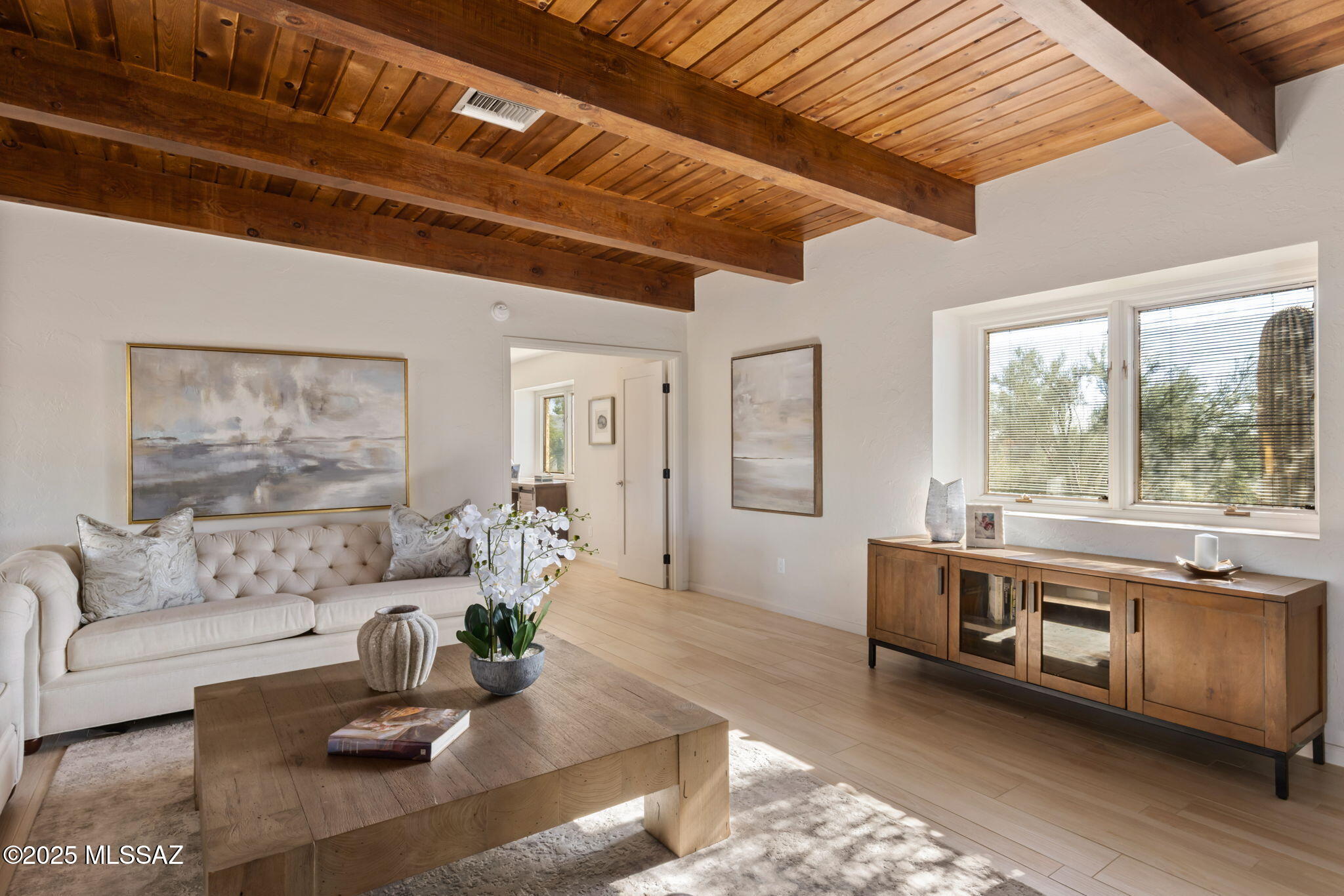 5671 N Placita Stilbayo