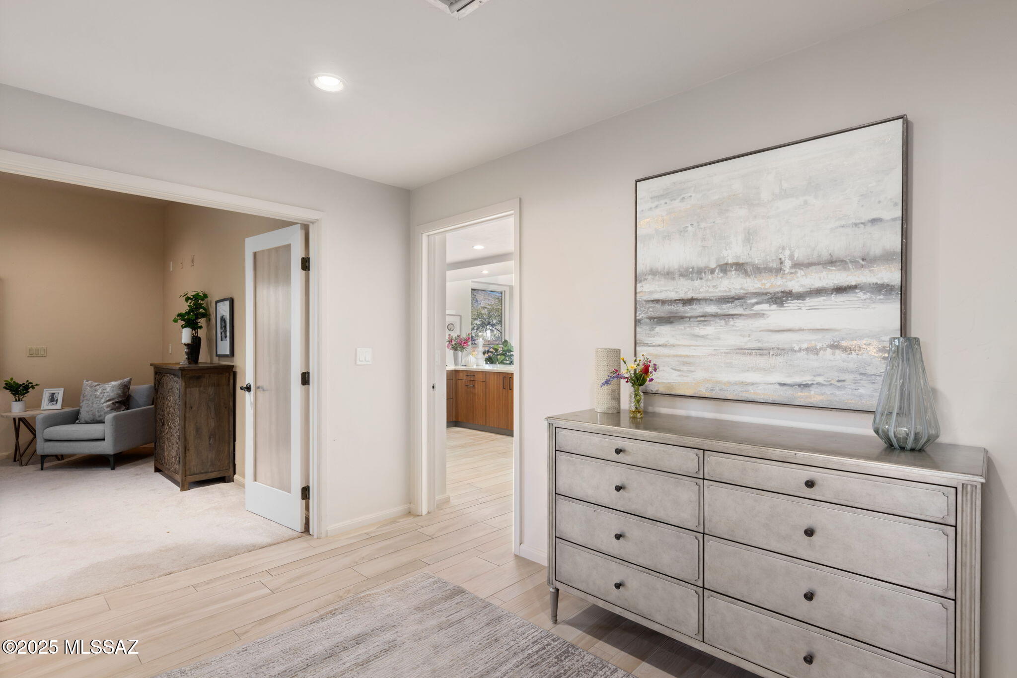 5671 N Placita Stilbayo