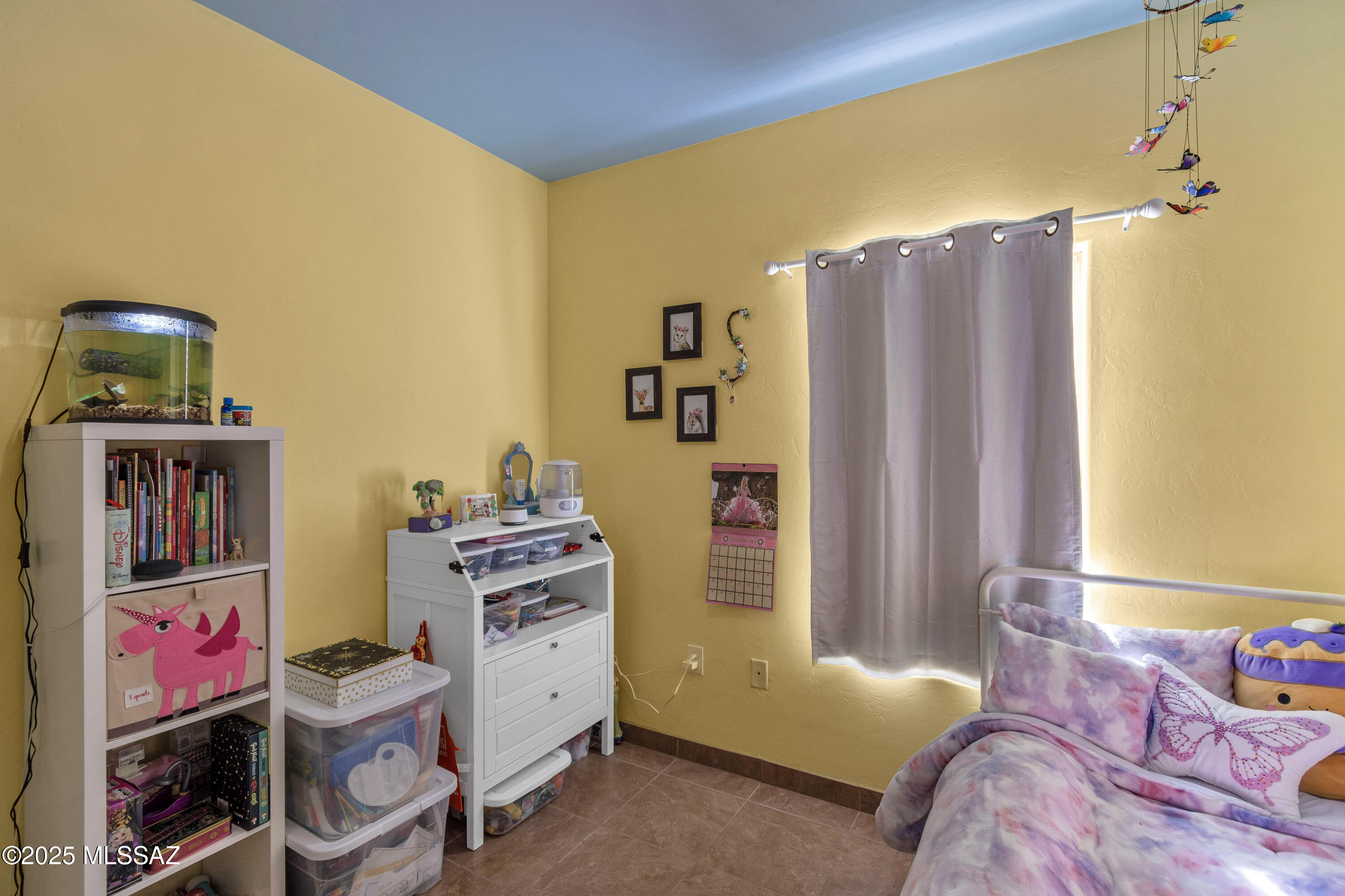 1999 W Bramburgh Court