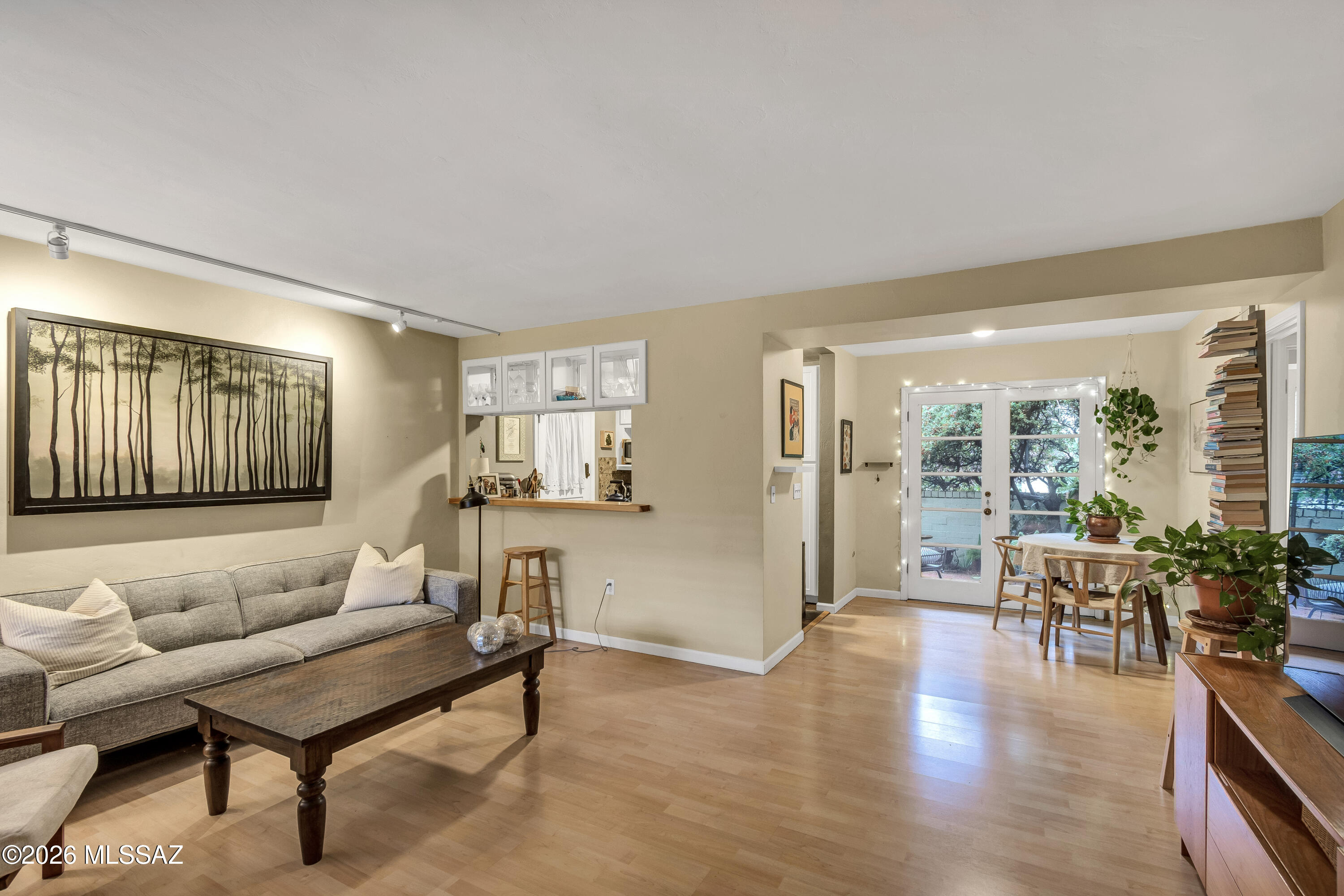 2820 E 6th Street 112