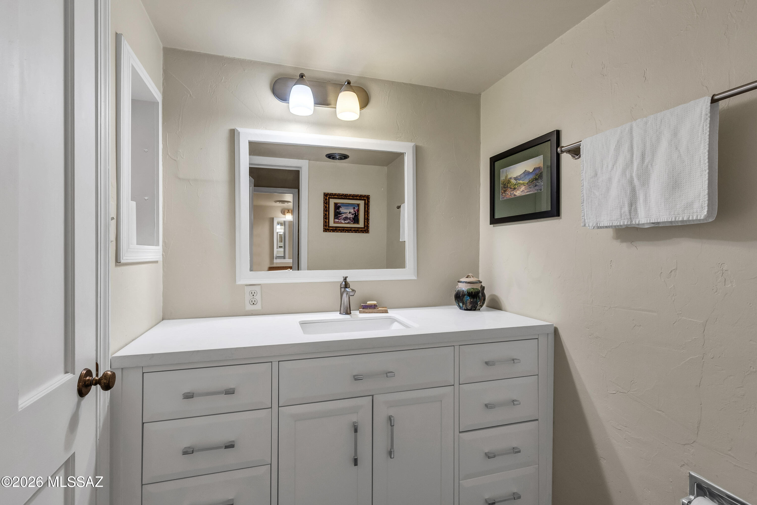 2820 E 6th Street 112