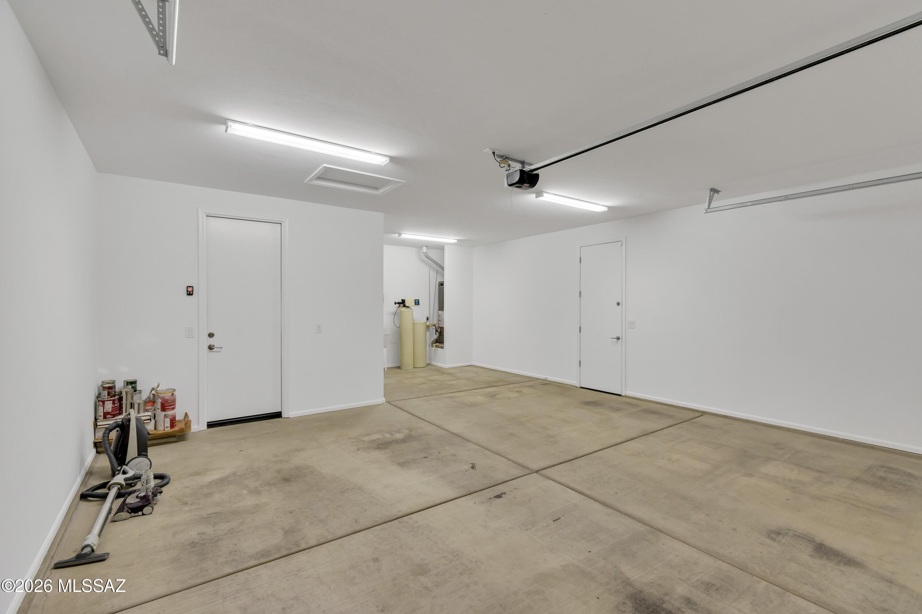 10237 E Iron Horse Trail