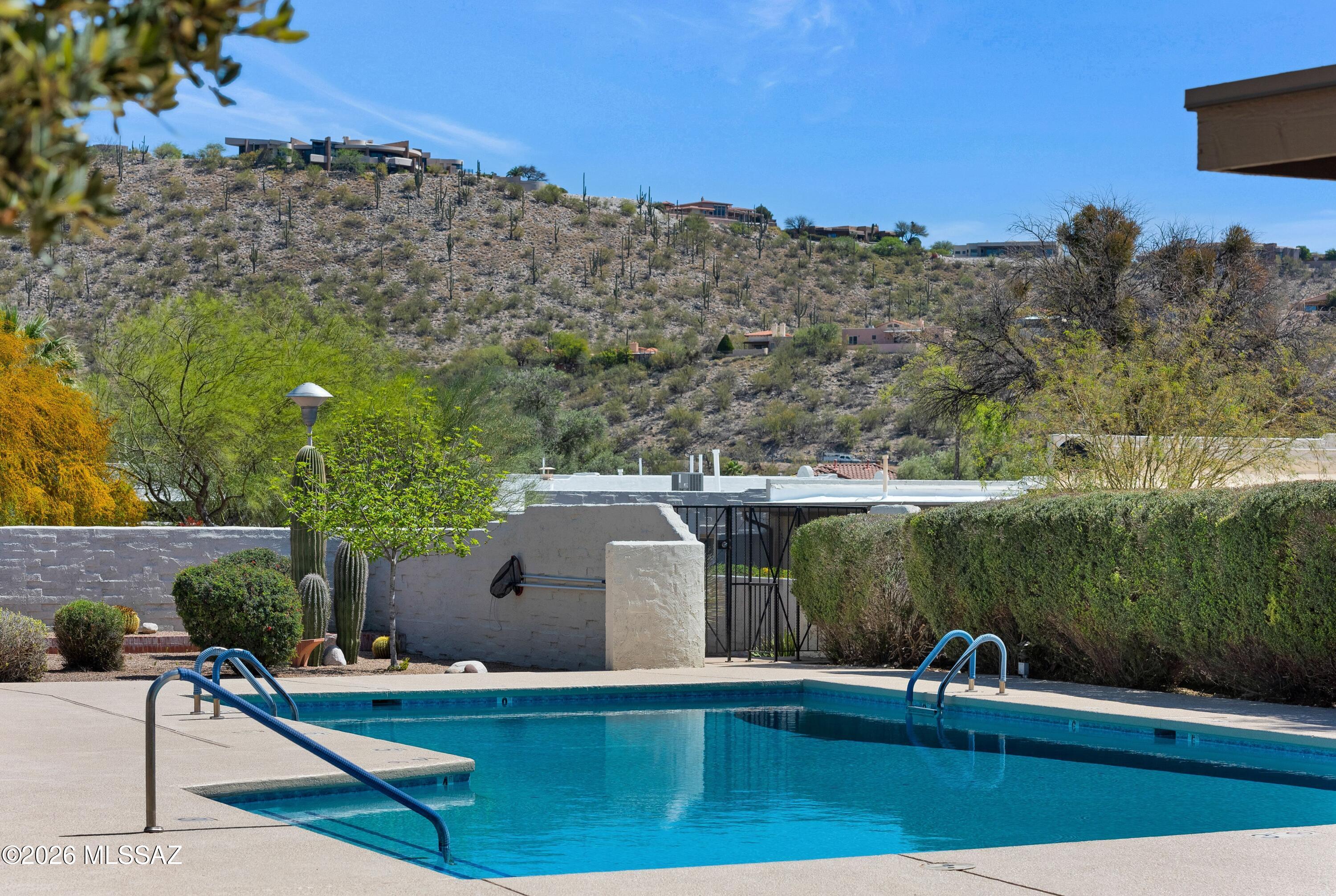 7408 E Wandering Road