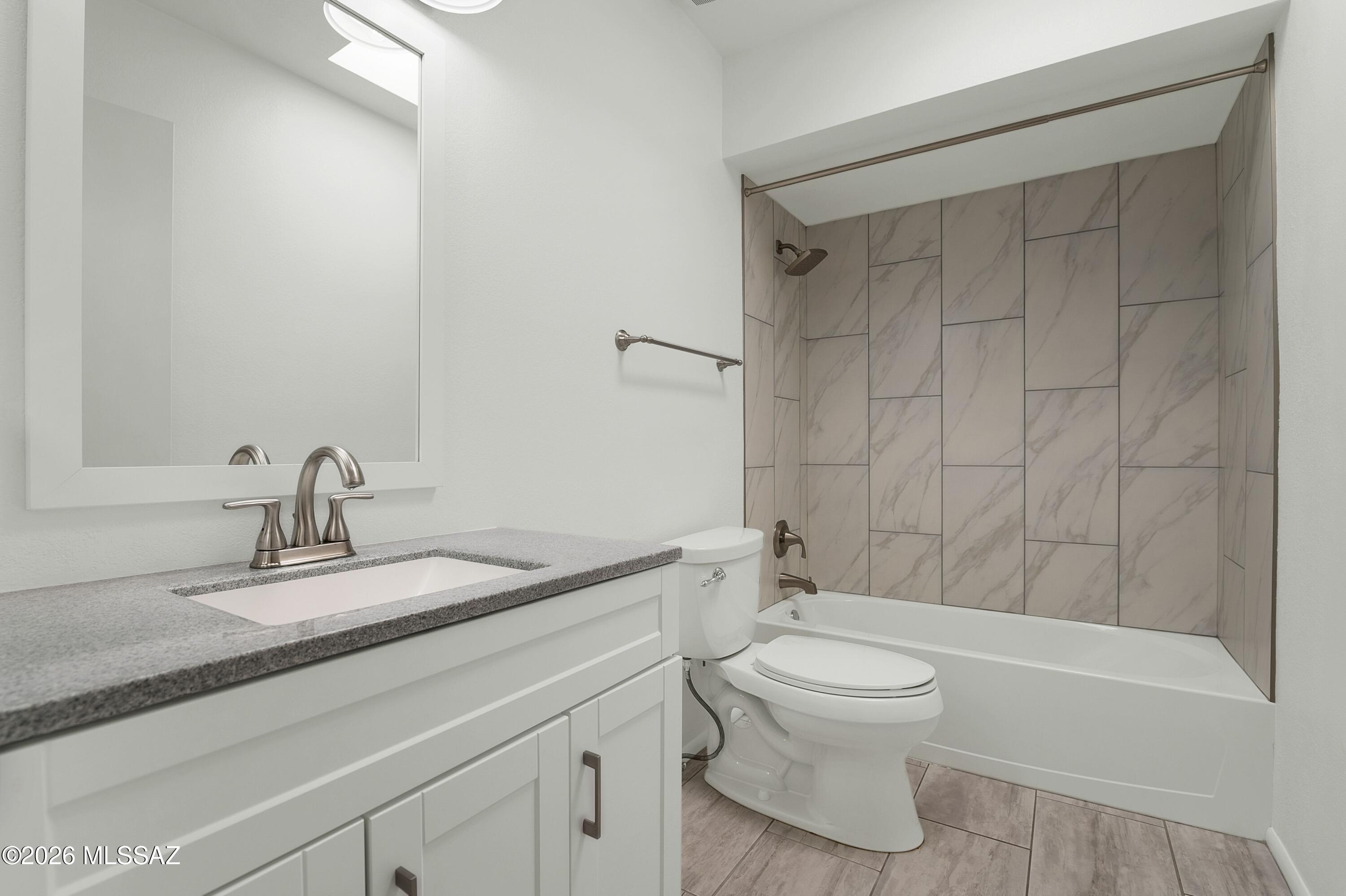 7408 E Wandering Road