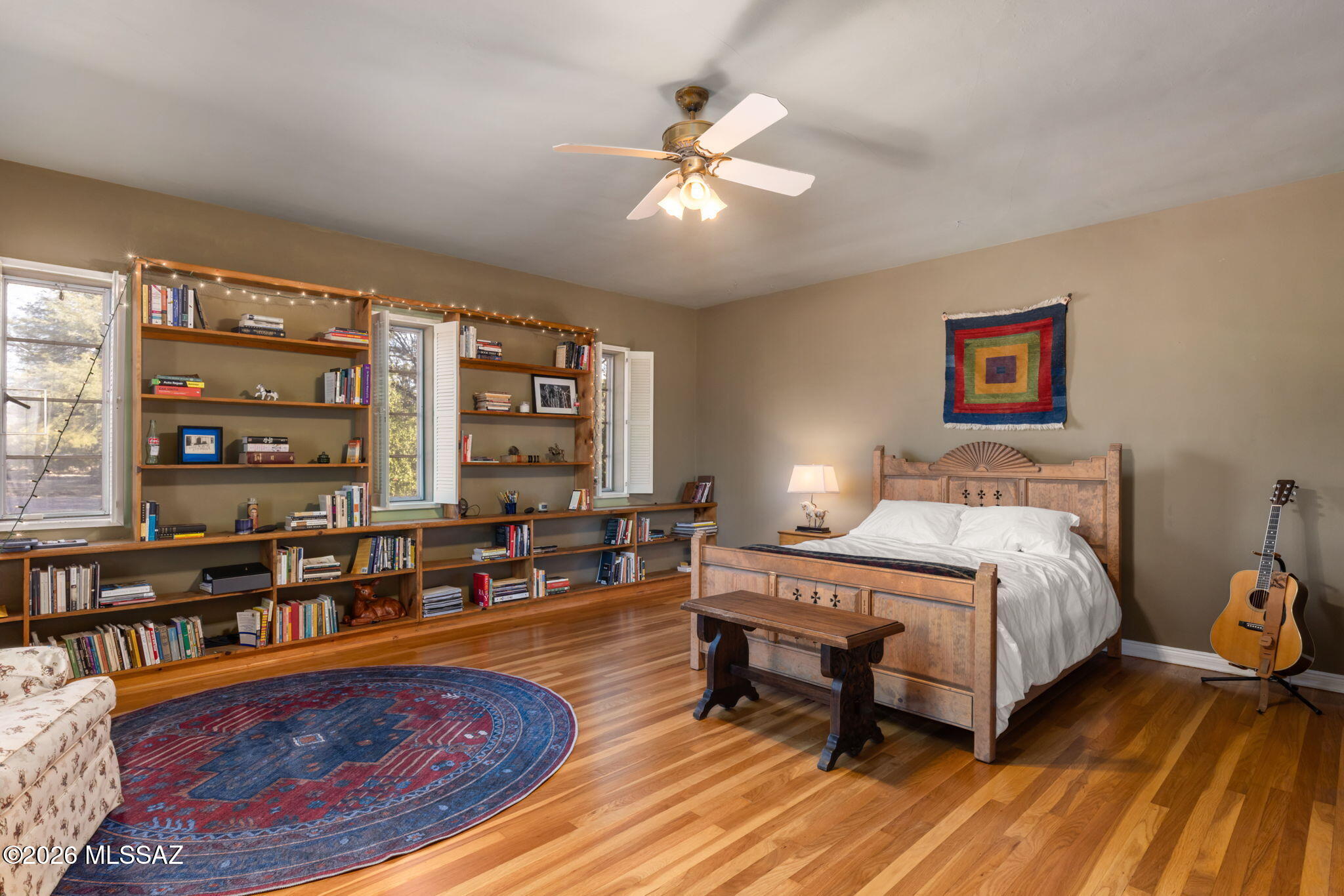 40 E Plaza Del Encanto