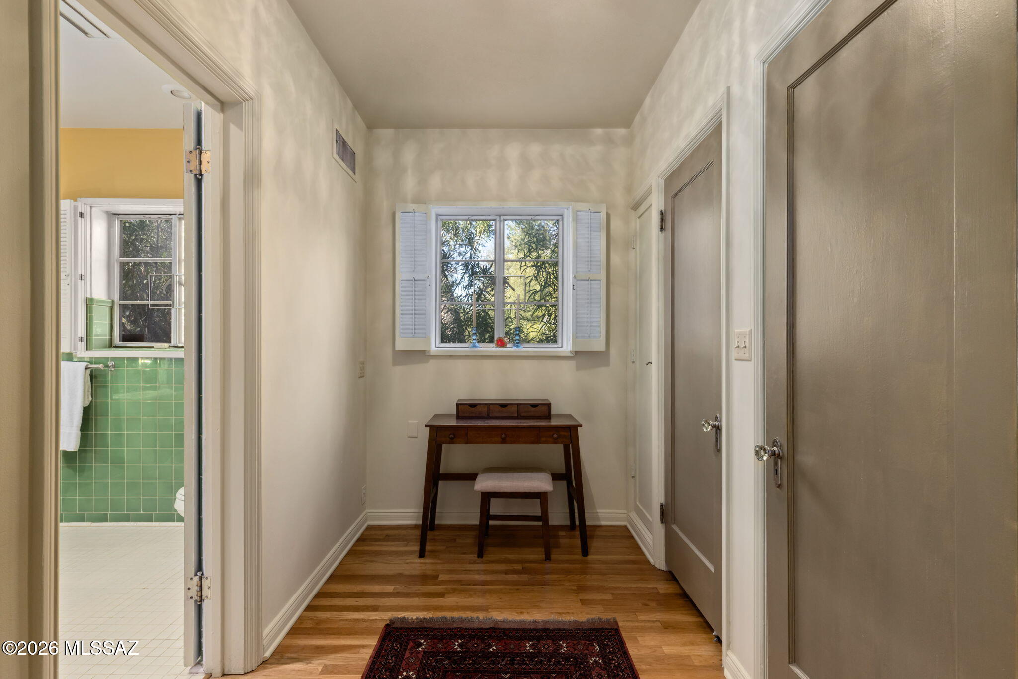 40 E Plaza Del Encanto