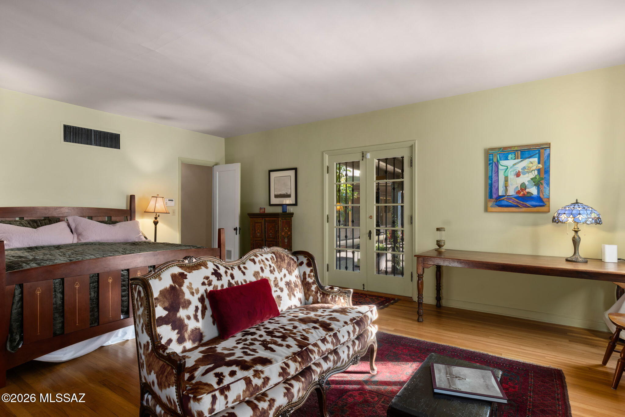 40 E Plaza Del Encanto