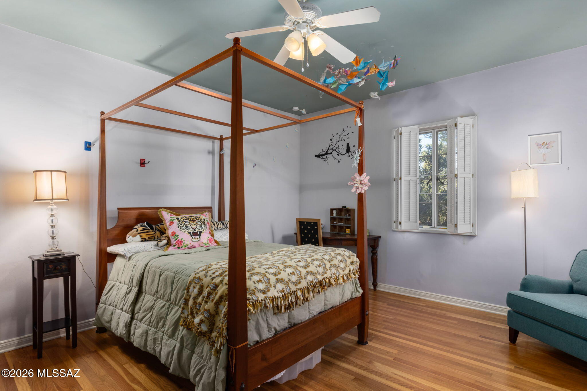 40 E Plaza Del Encanto