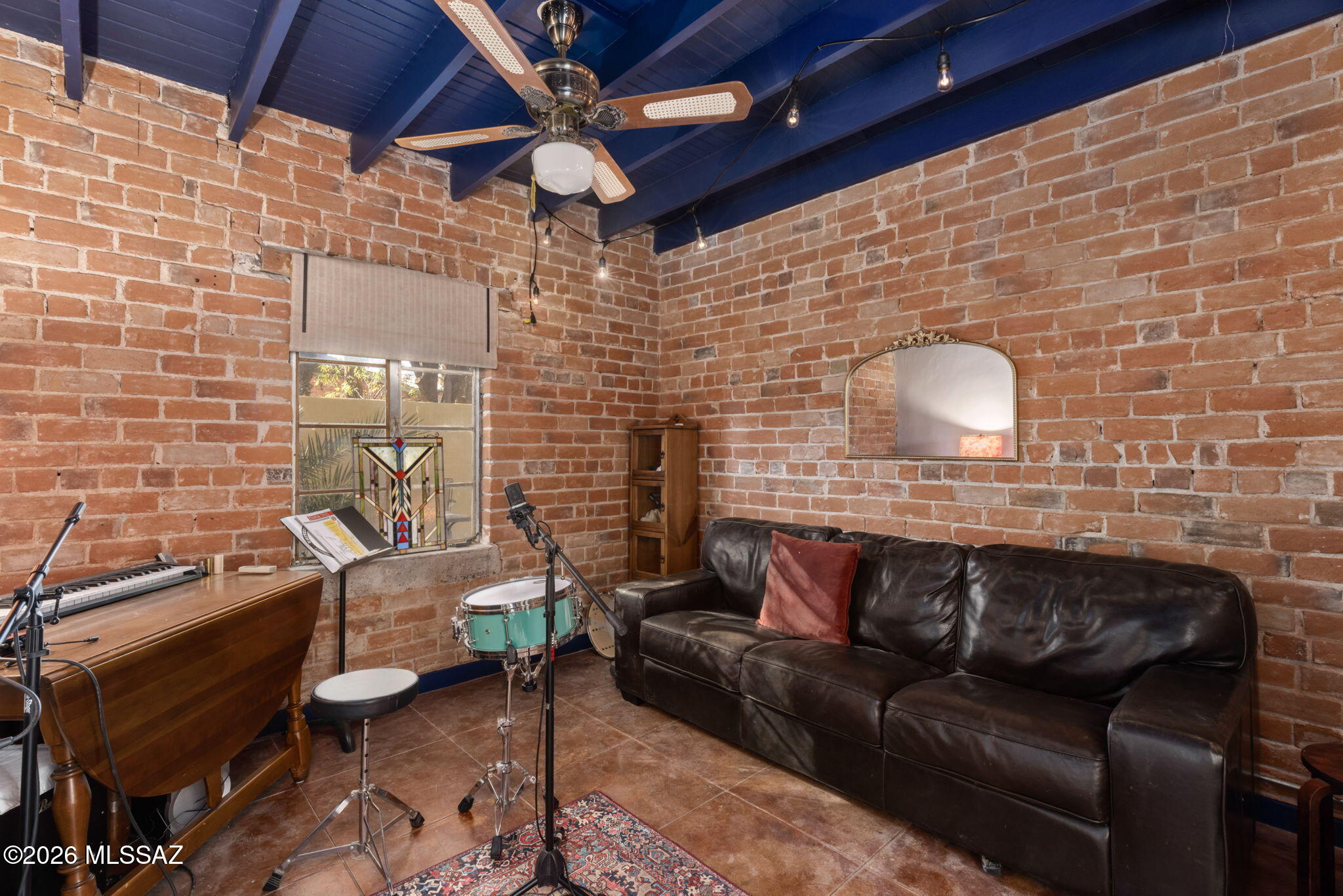 40 E Plaza Del Encanto