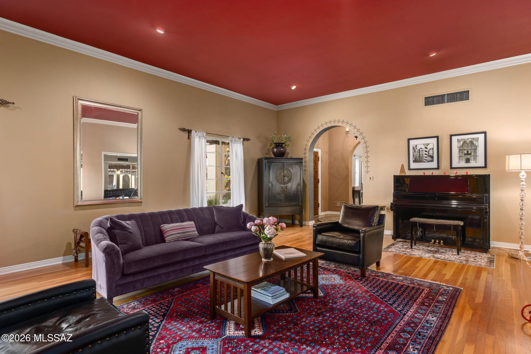 40 E Plaza Del Encanto