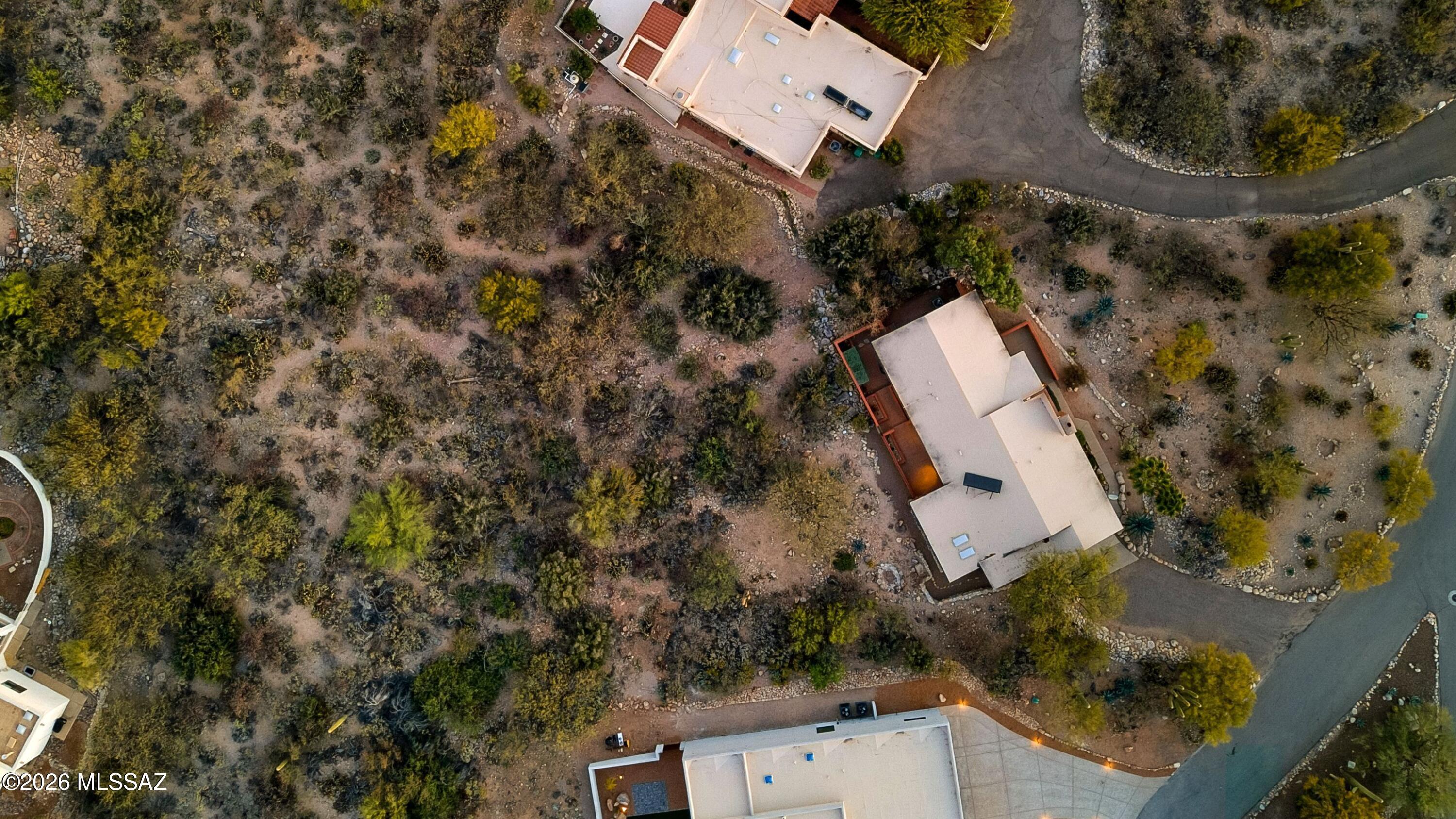 7112 N Chimney Rock Place