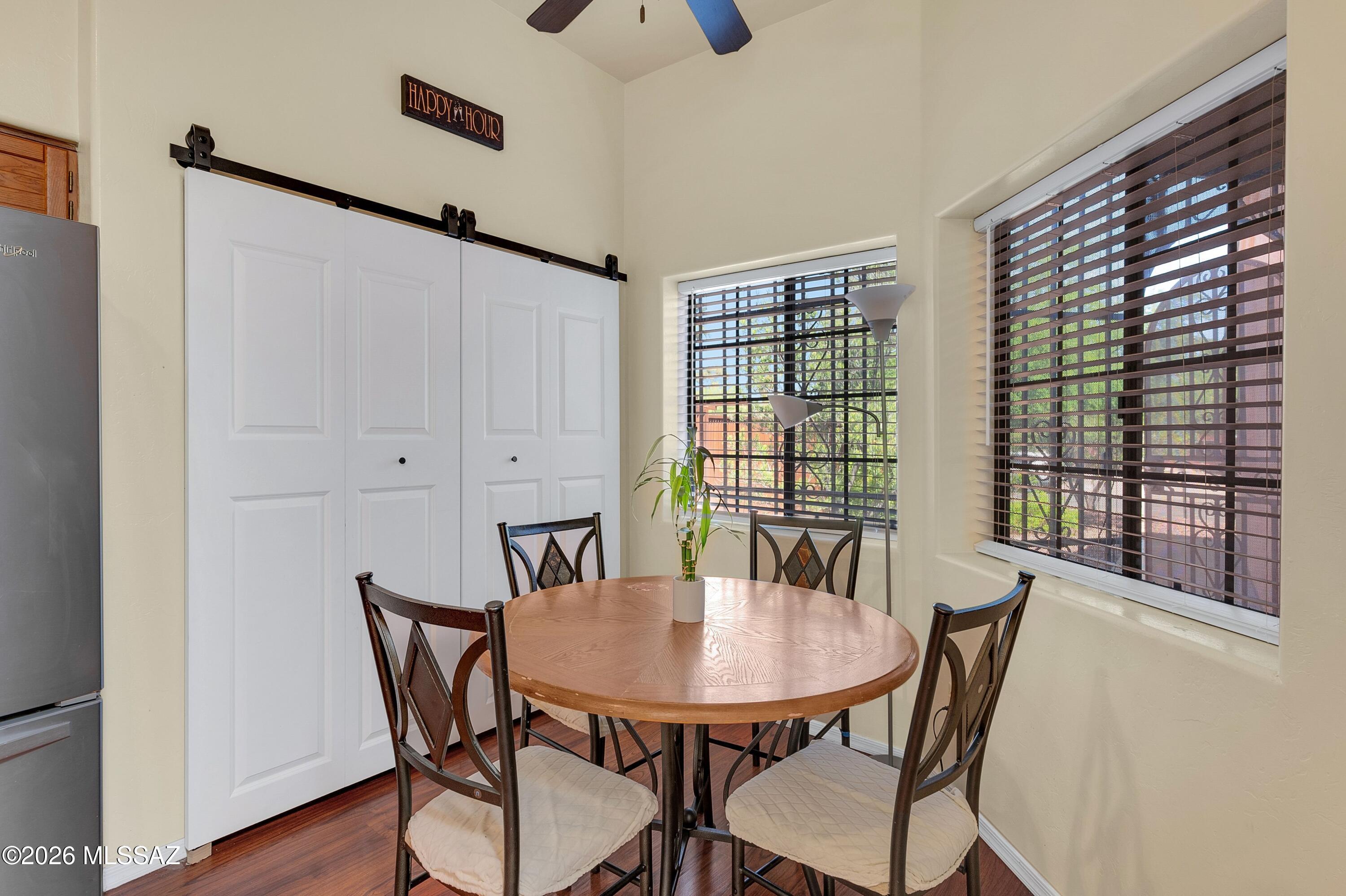 4026 E Whitman Street