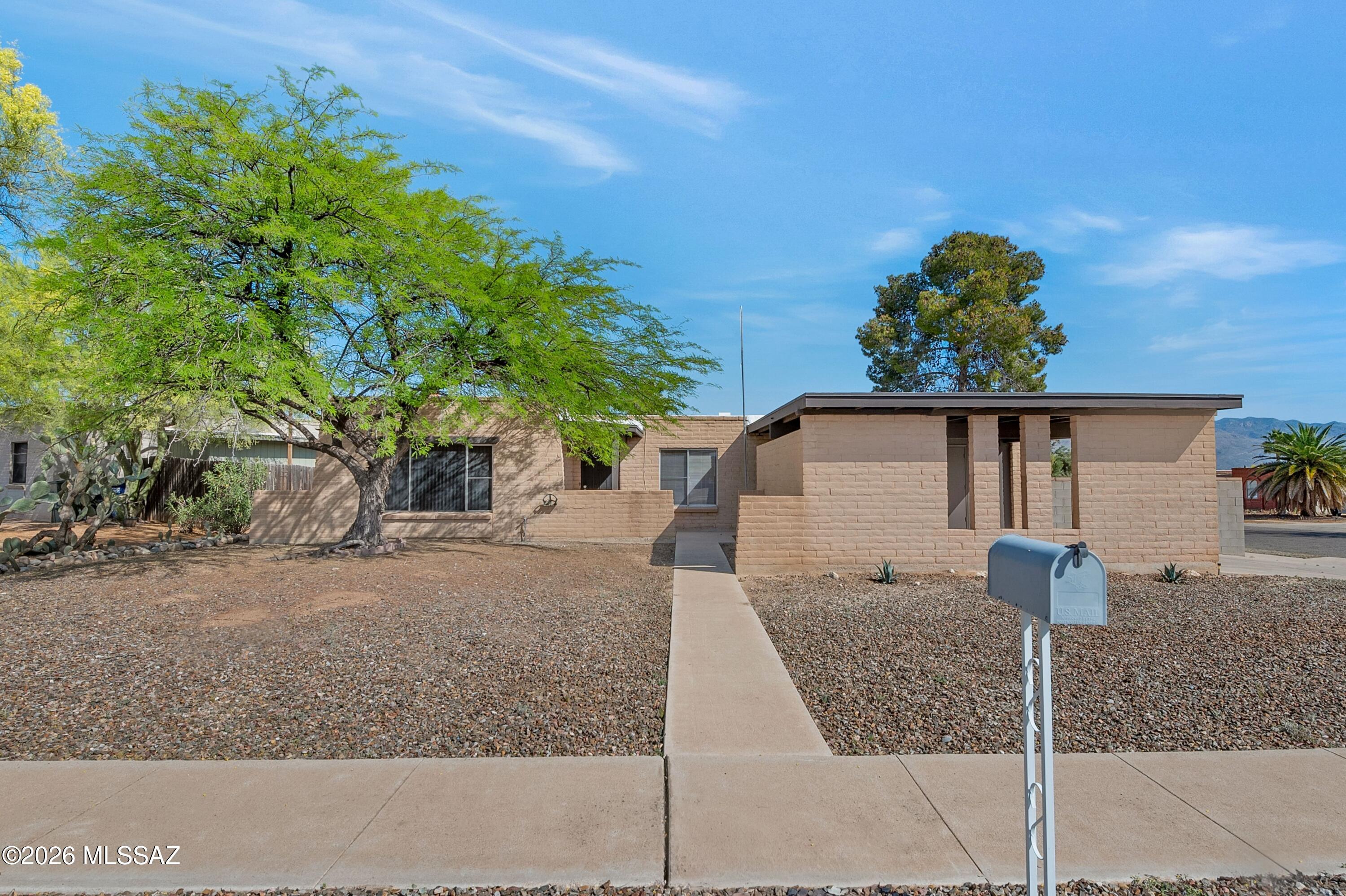 9761 E Cinder Court