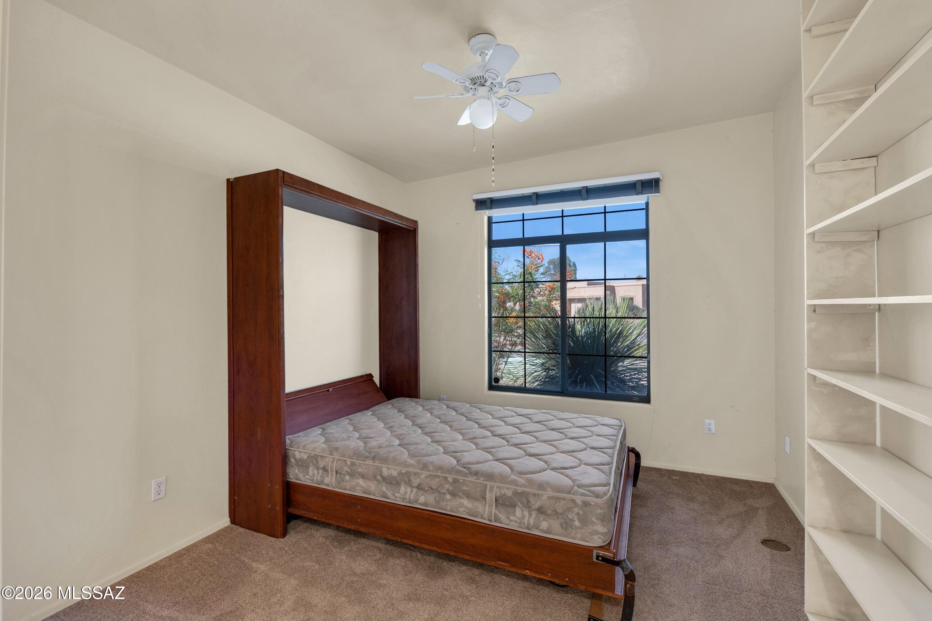 1230 N Golden Palomino Place