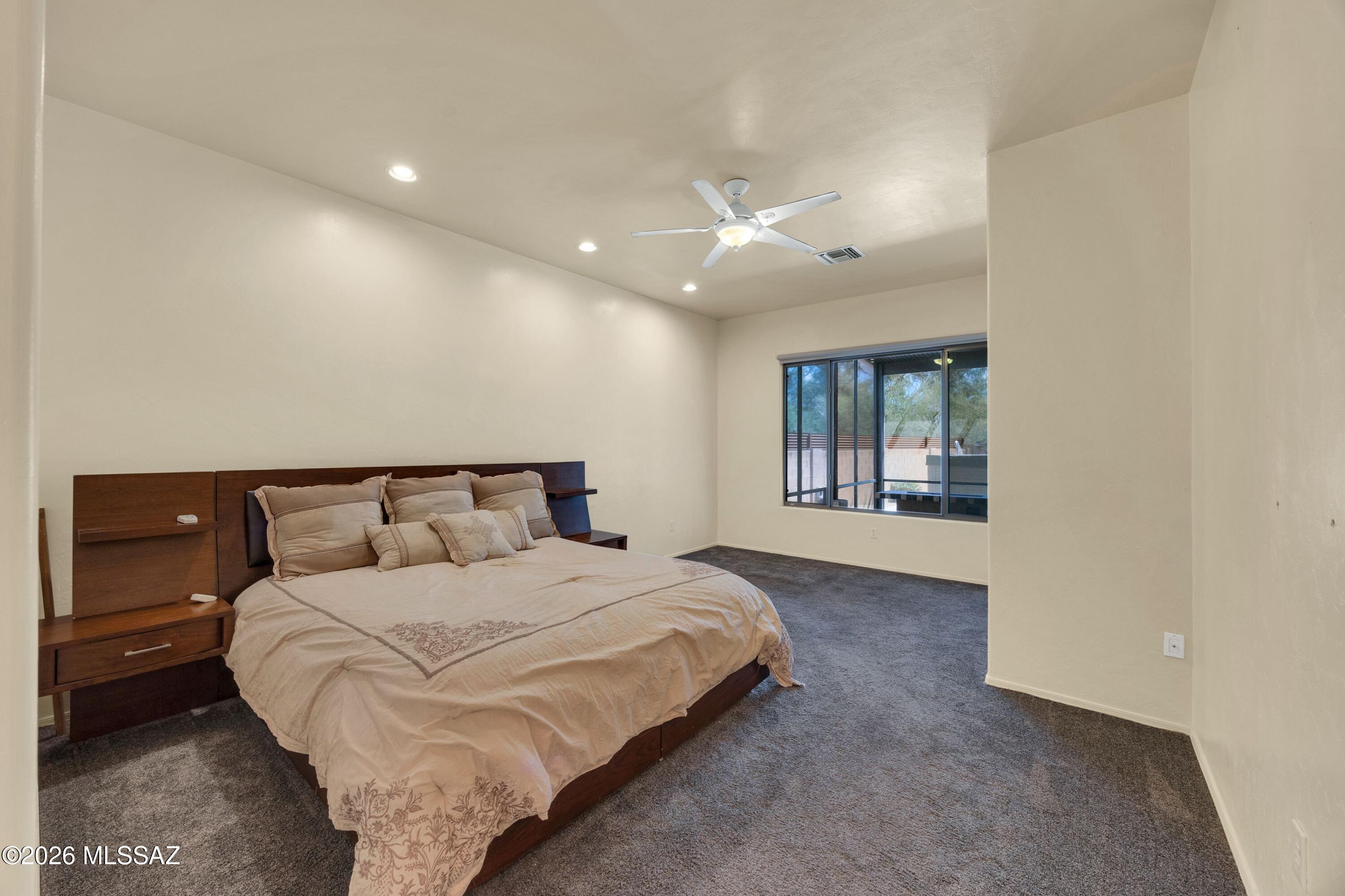 1230 N Golden Palomino Place