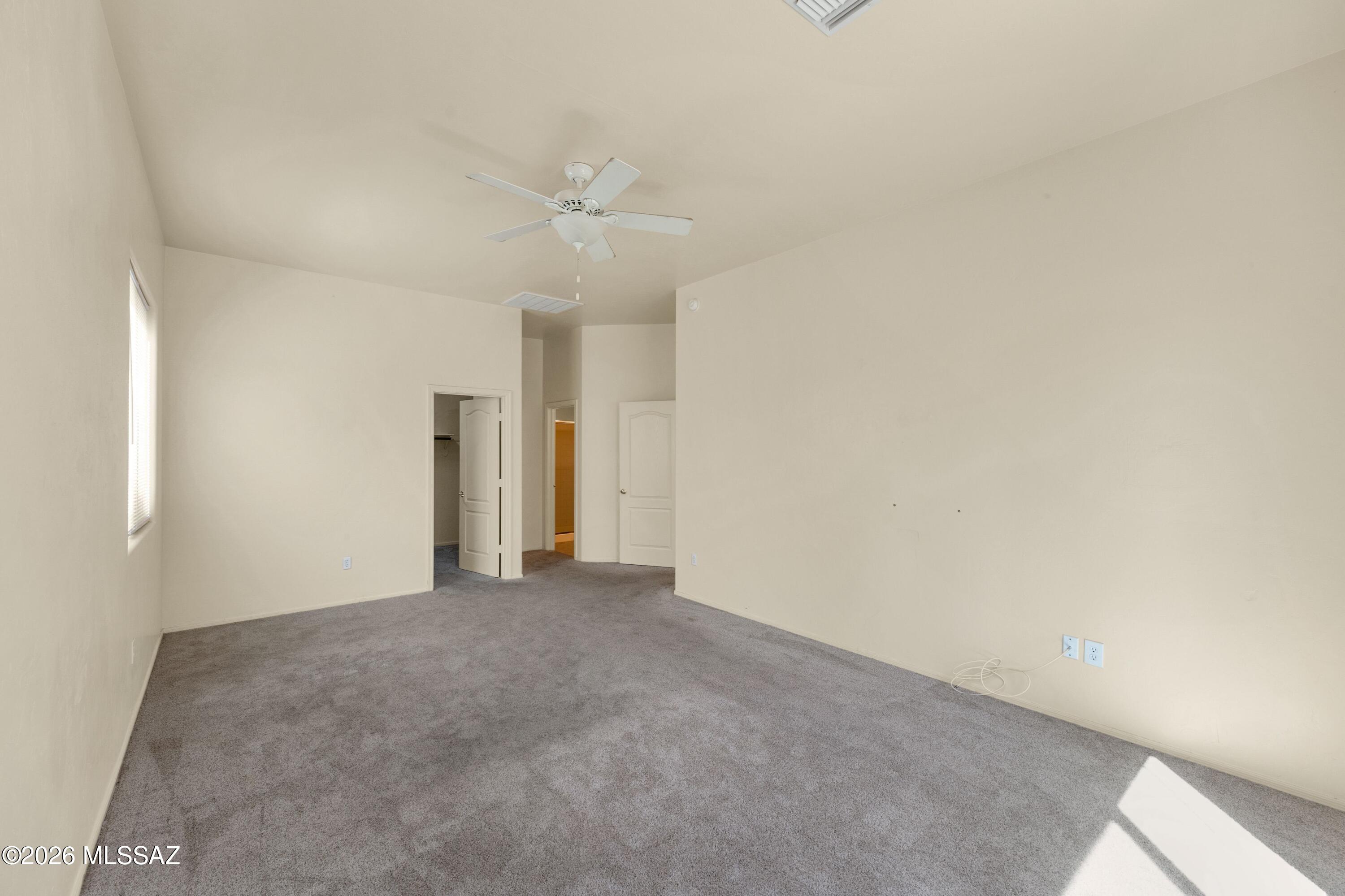 1230 N Golden Palomino Place
