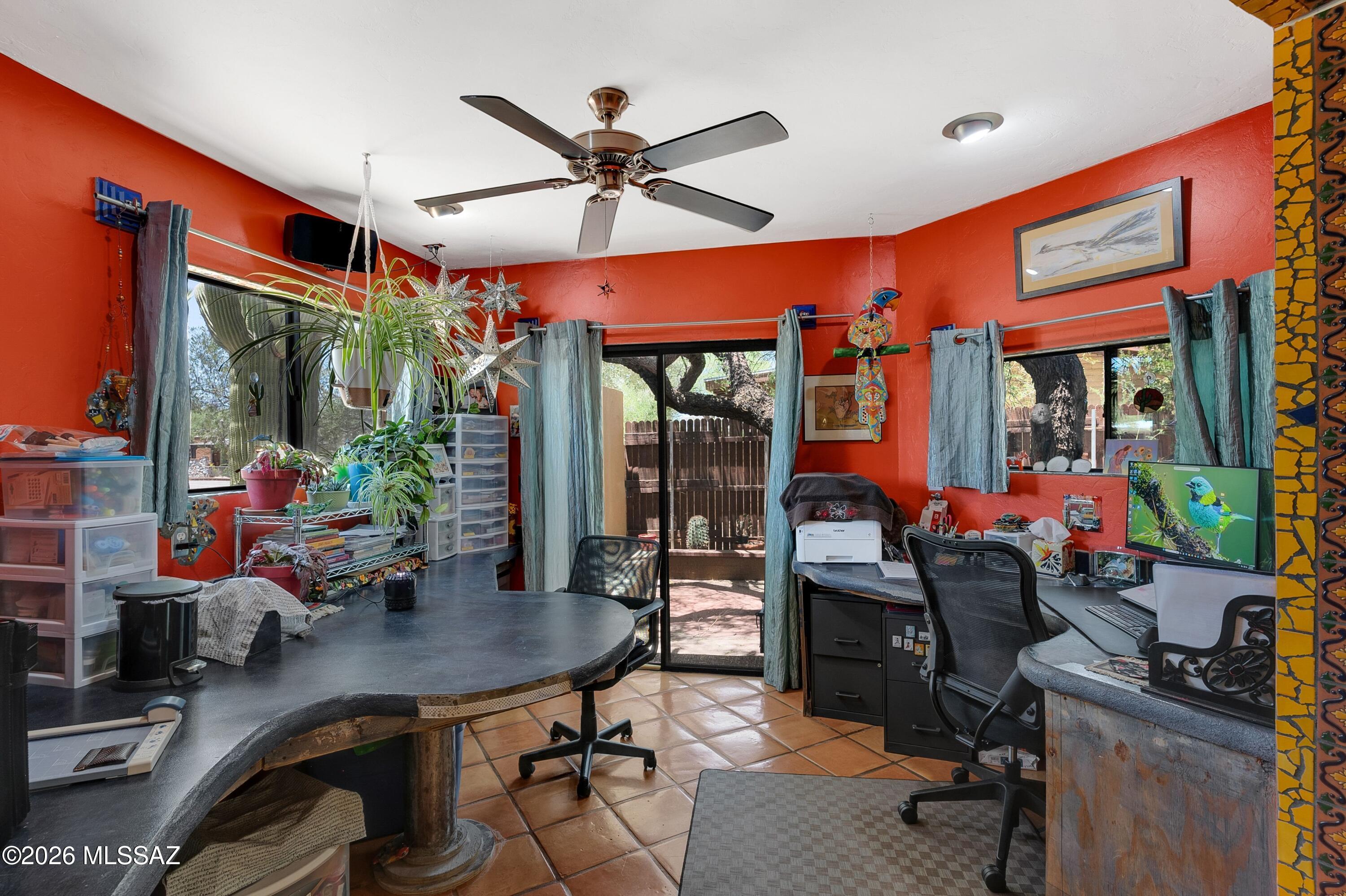 7411 E Calle Cabo
