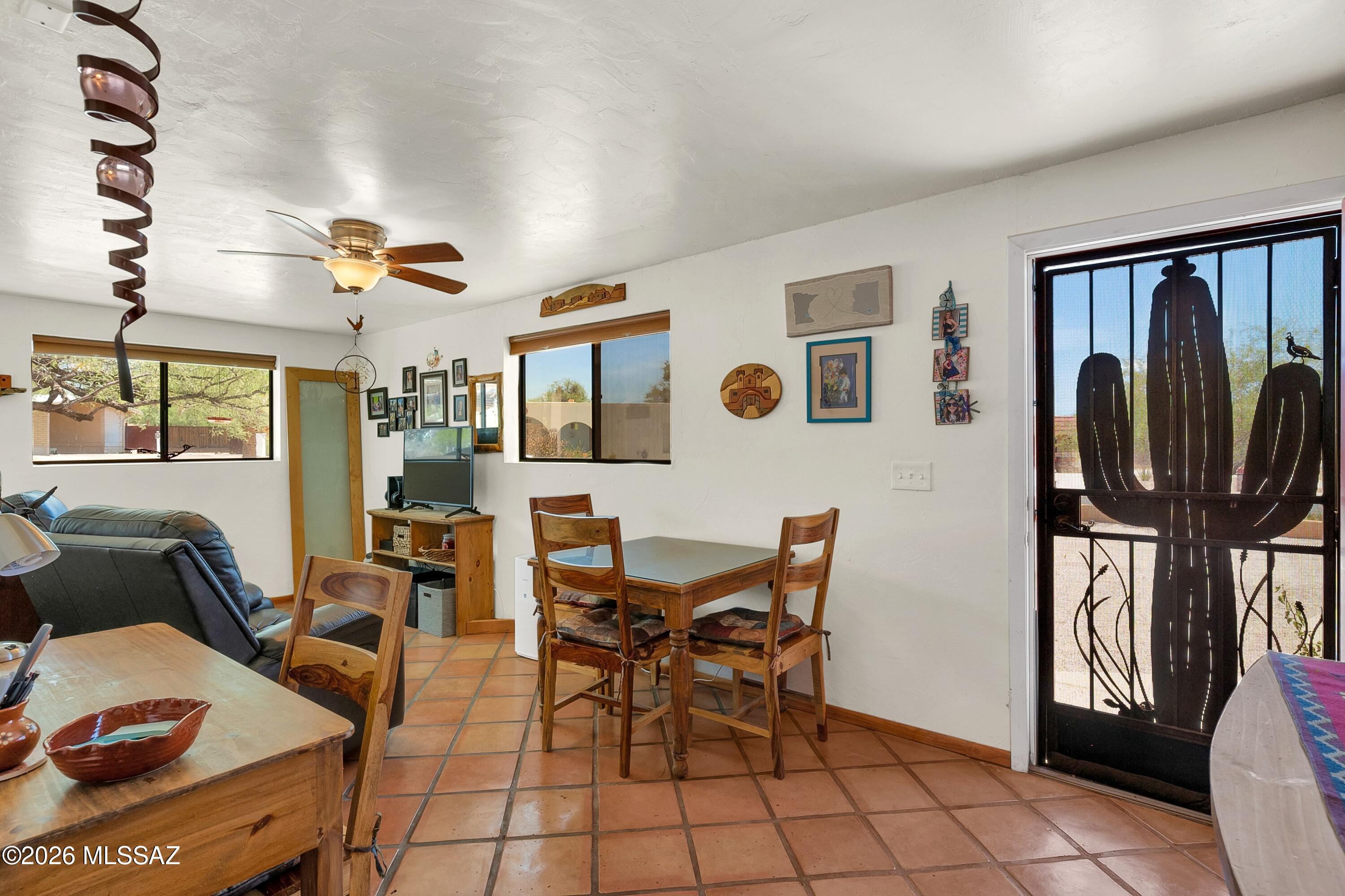 7411 E Calle Cabo