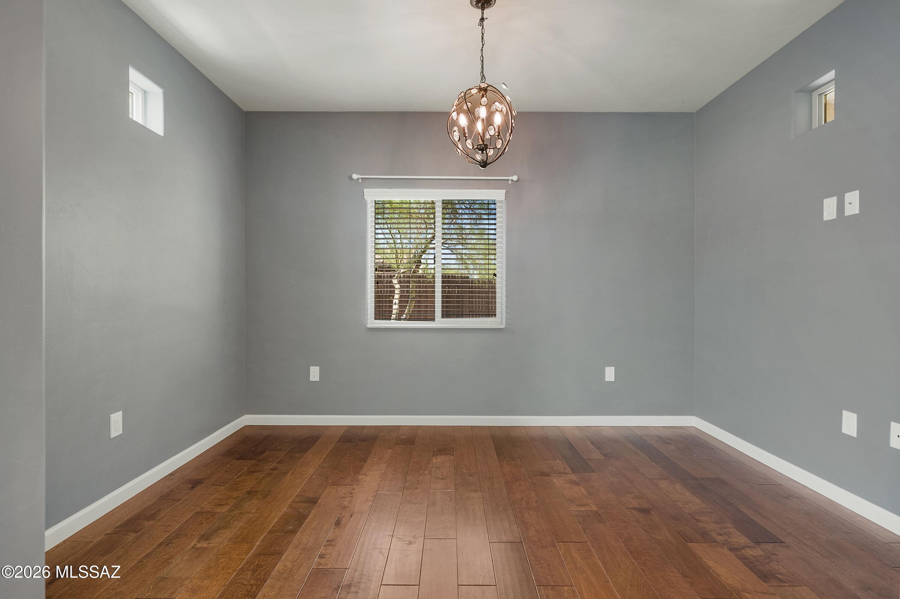 2642 S Falcon View Drive
