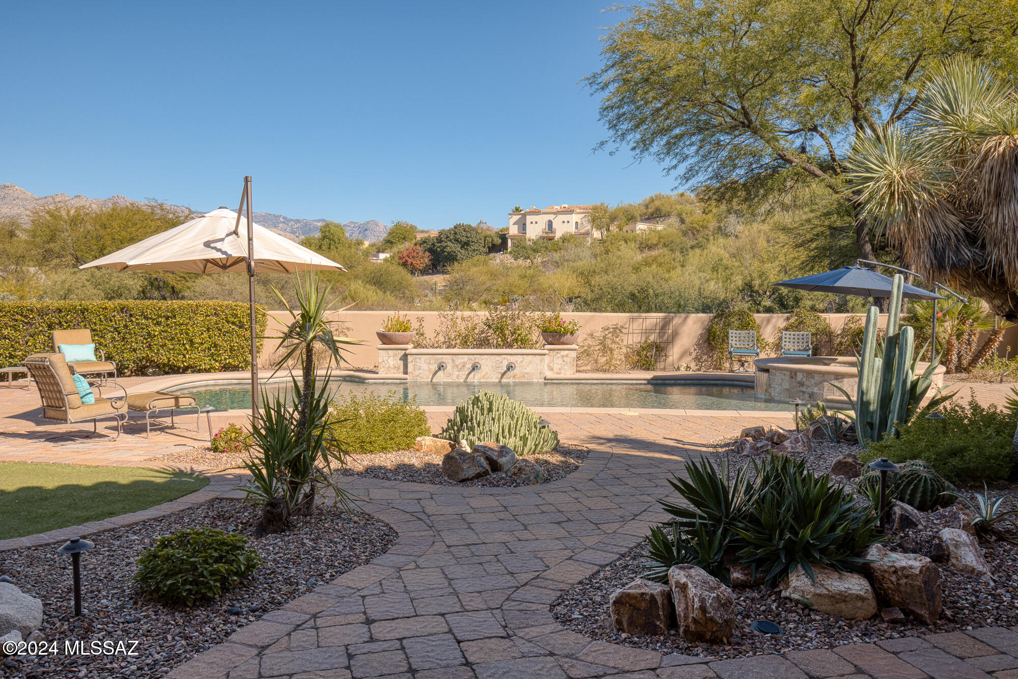 5043 N Marlin Canyon Place