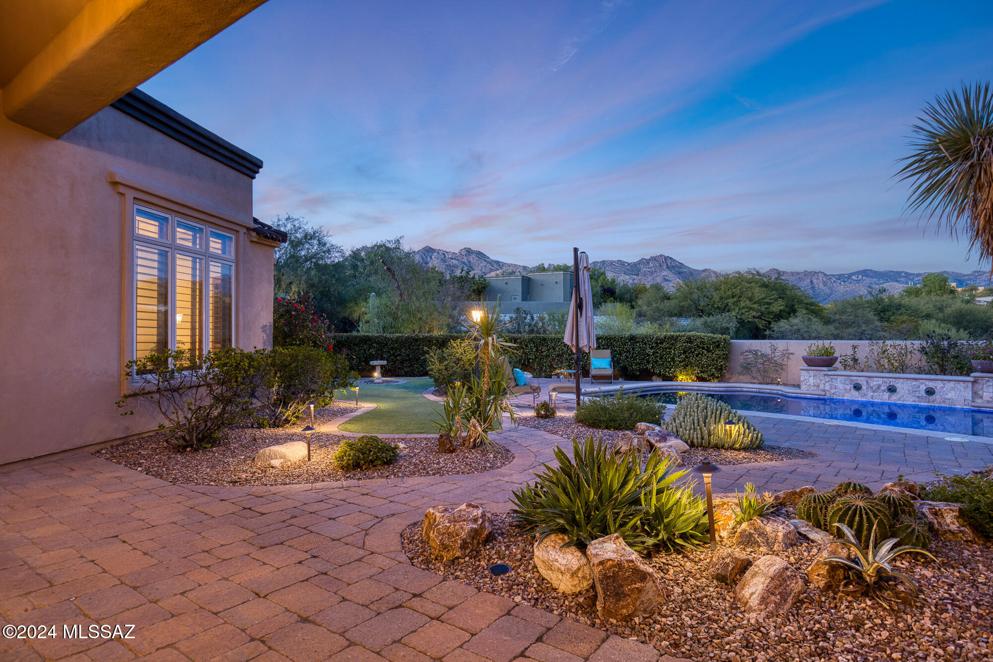 5043 N Marlin Canyon Place
