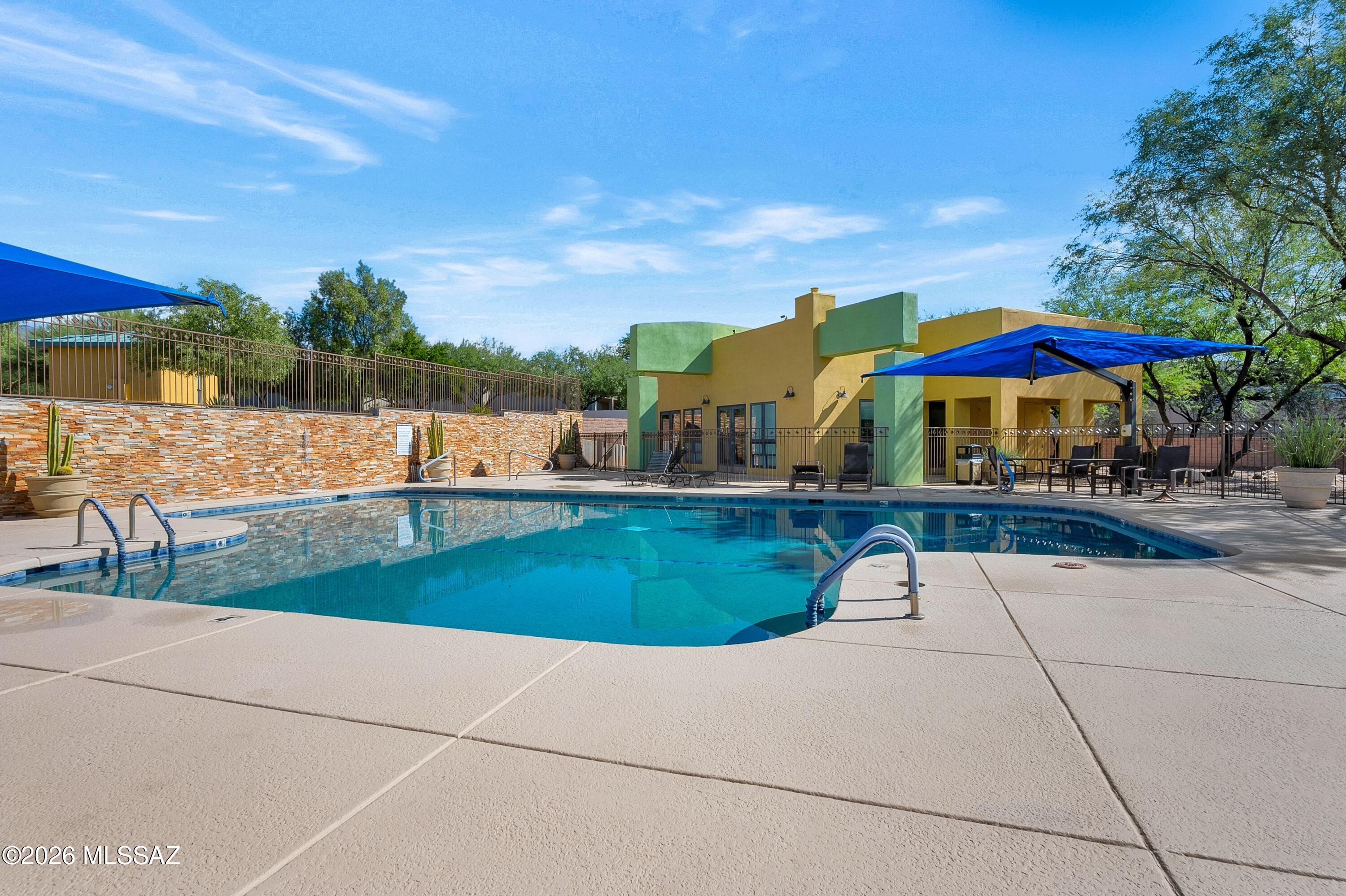 4264 N Harvest Canyon Lane