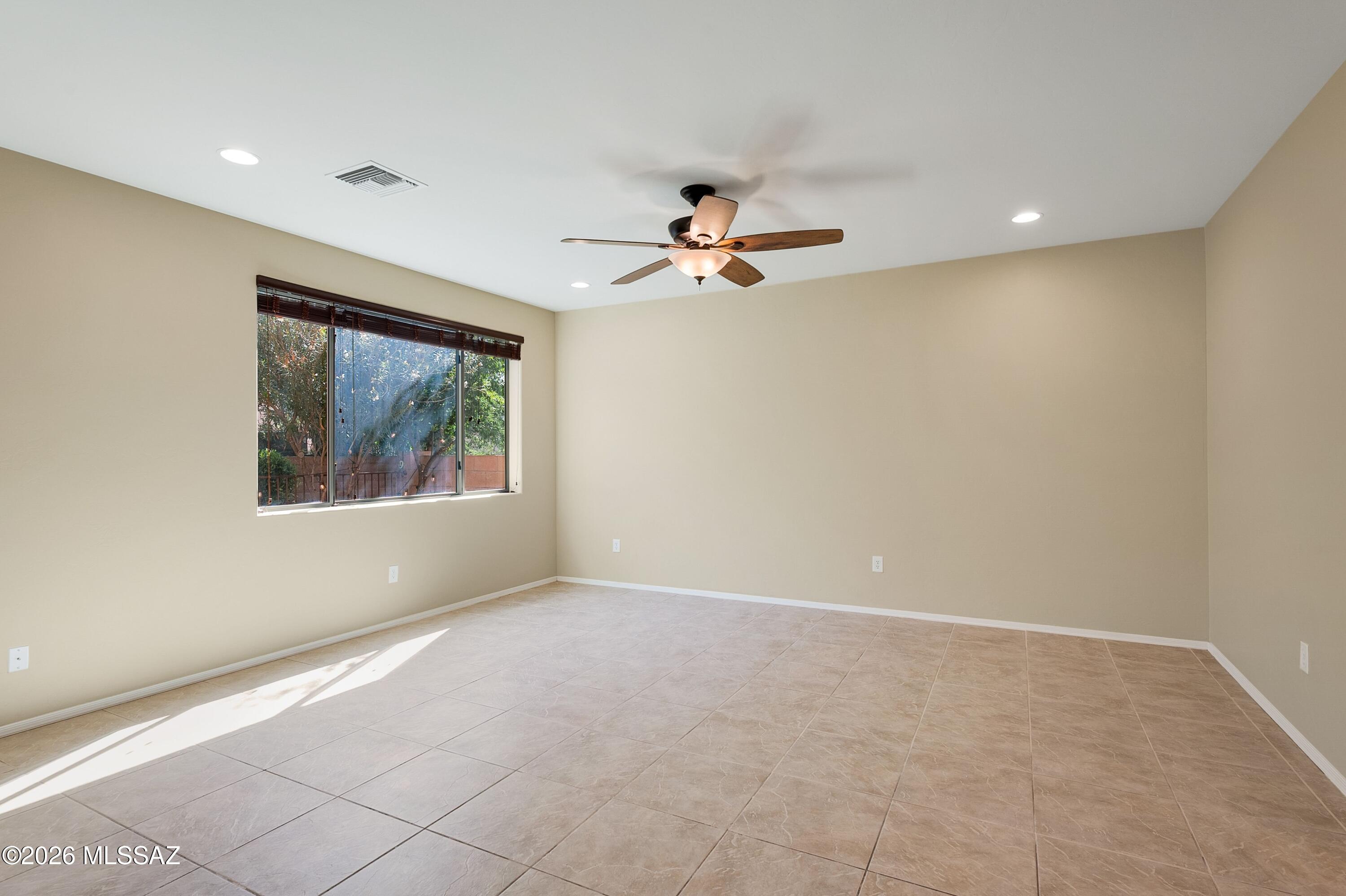 4264 N Harvest Canyon Lane