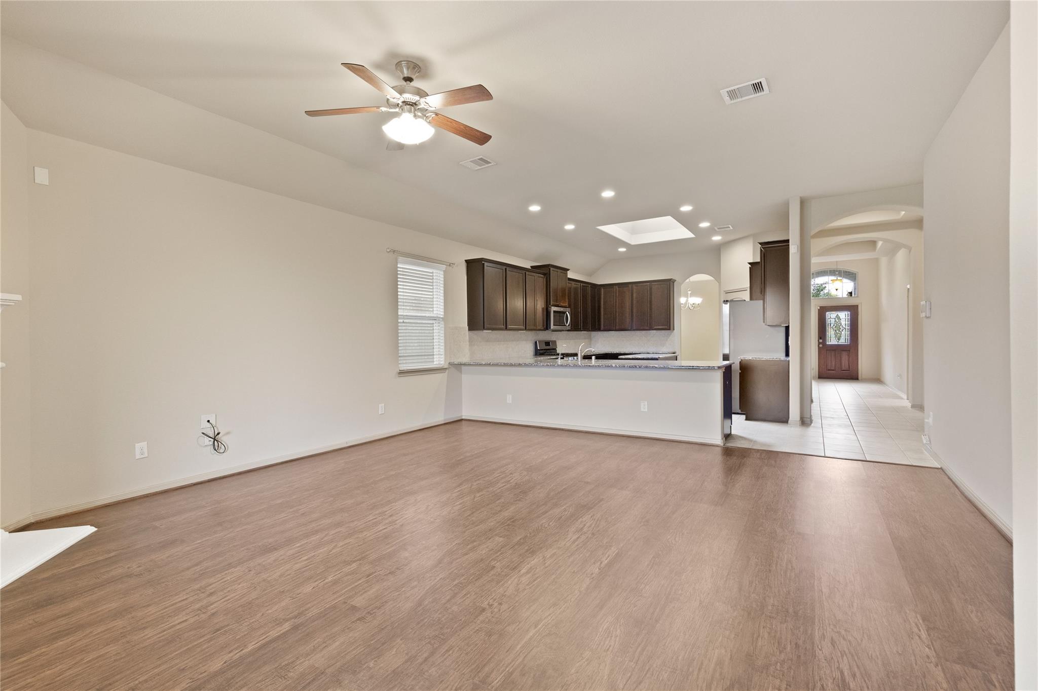 4410 Fenetre Forest Street